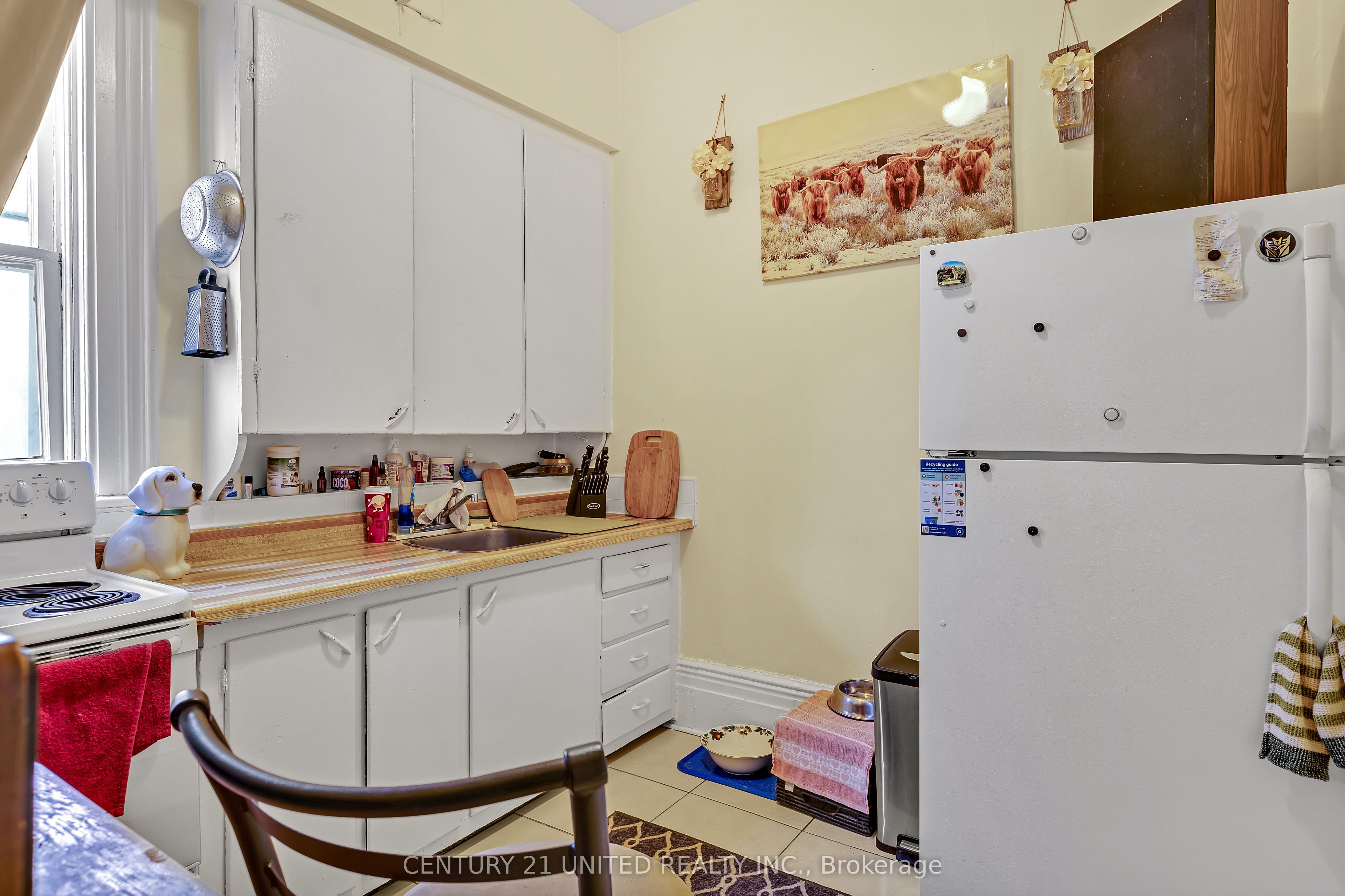 550 Aylmer Street Property Photo 3