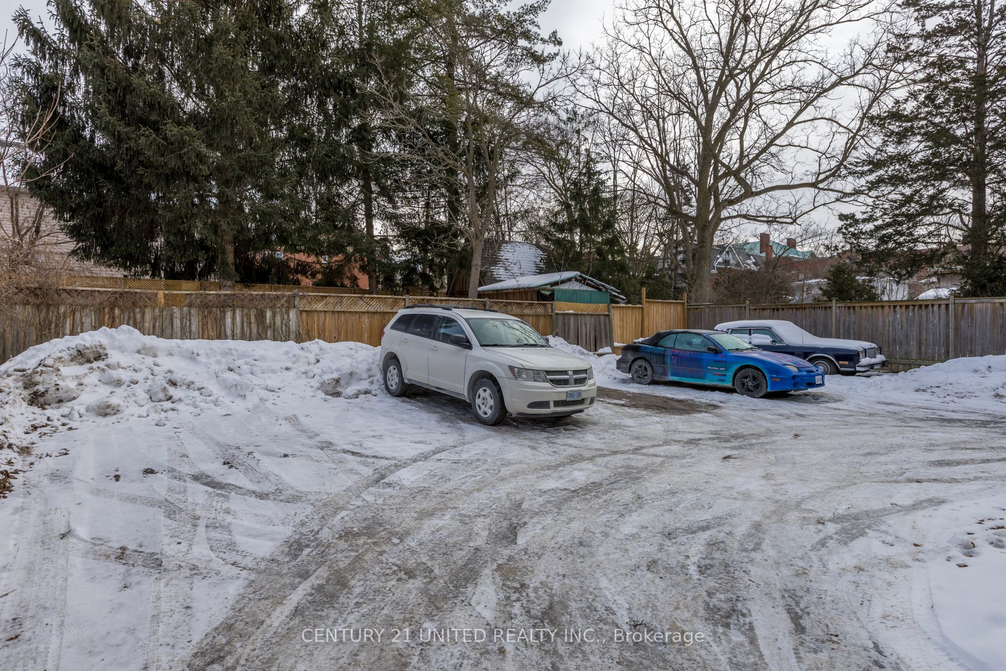 550 Aylmer Street Property Photo 23