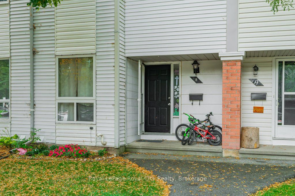 #8 - 40 Imperial Road Property Photo 2