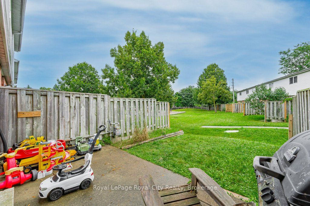 #8 - 40 Imperial Road Property Photo 3