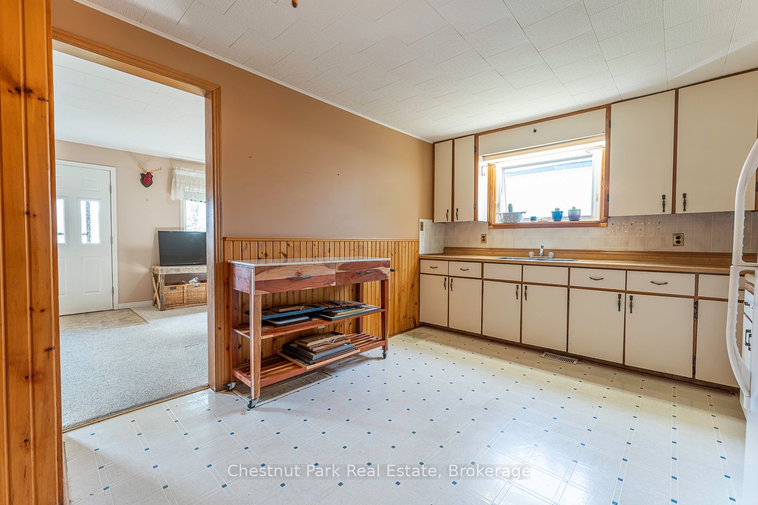 1570 9th Avenue Property Photo 10