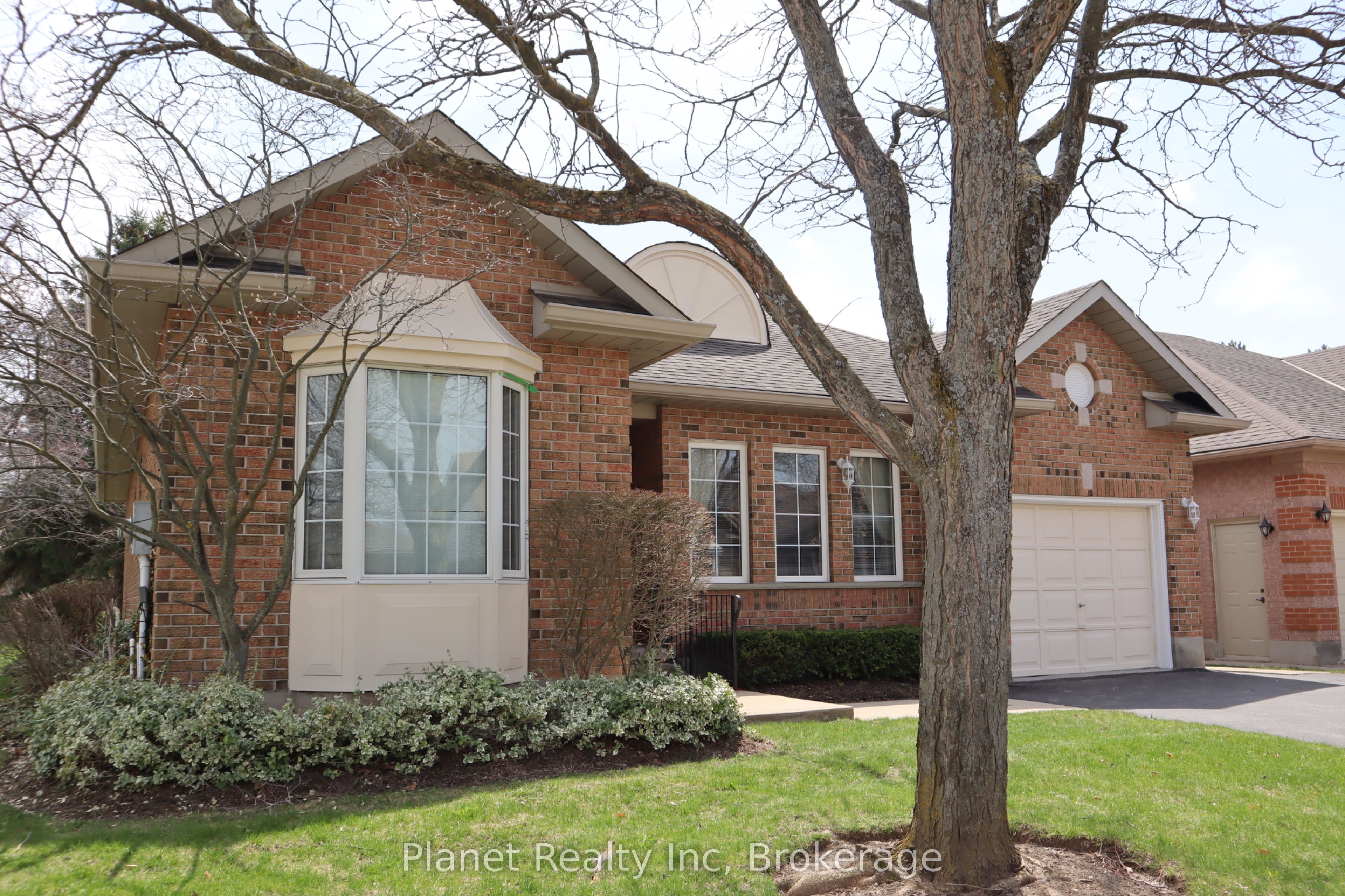41 Arbordale Walk Property Photo 2