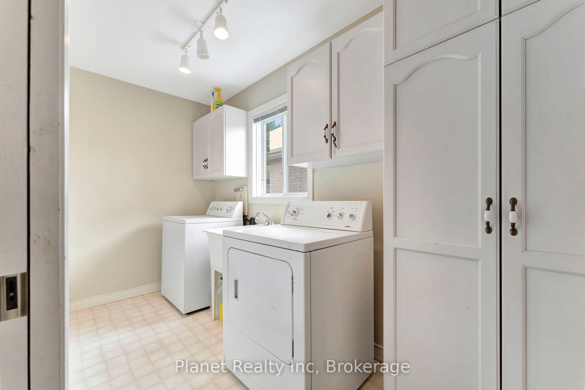 41 Arbordale Walk Property Photo 18