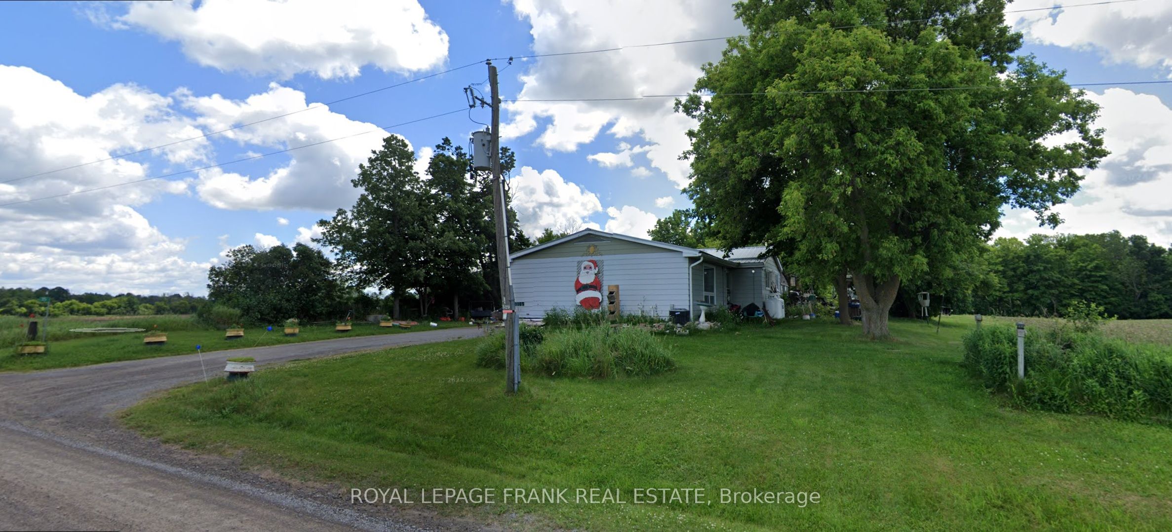 35 5th Line Property Photo
