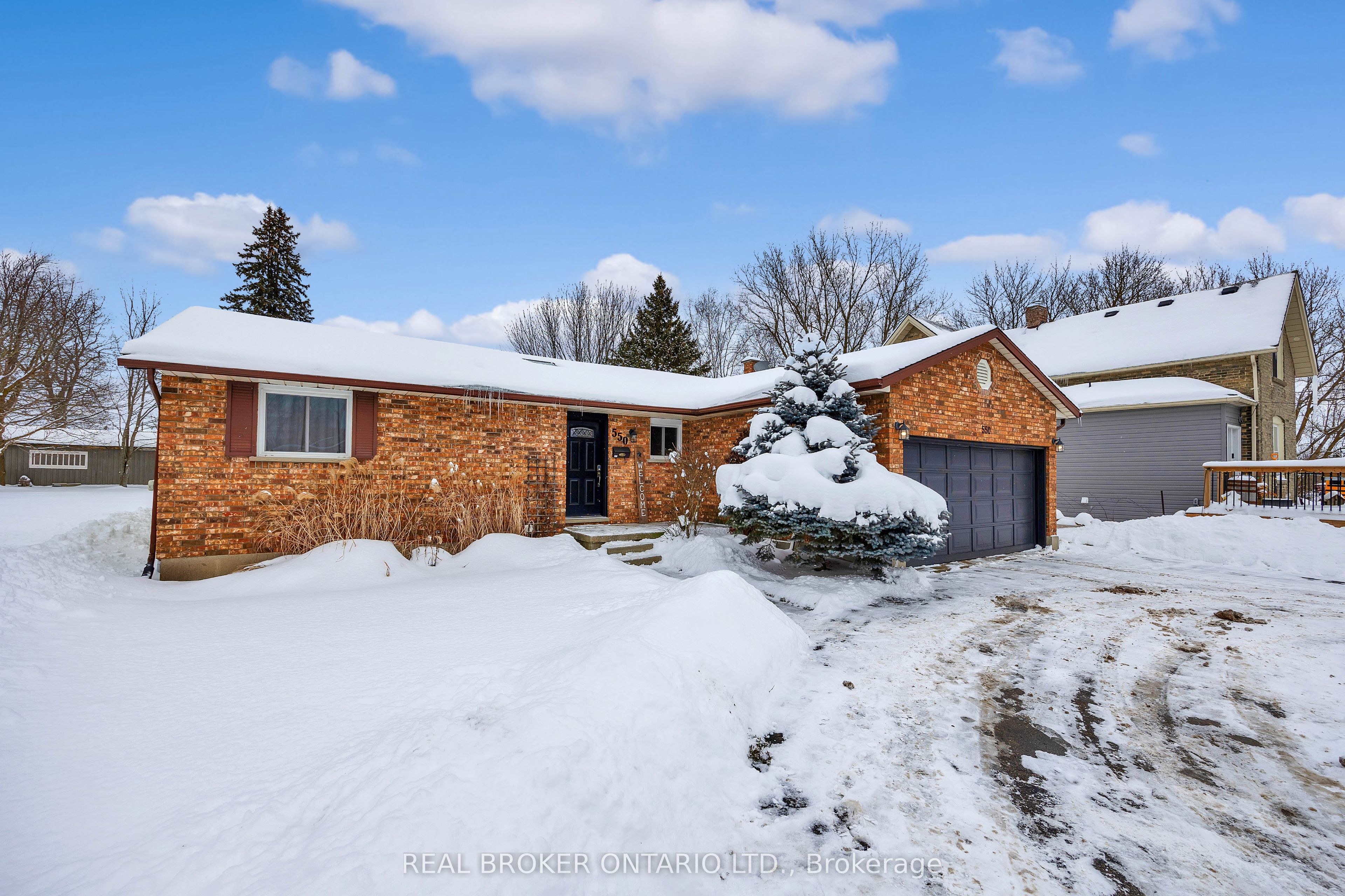 550 Raglan Street Property Photo