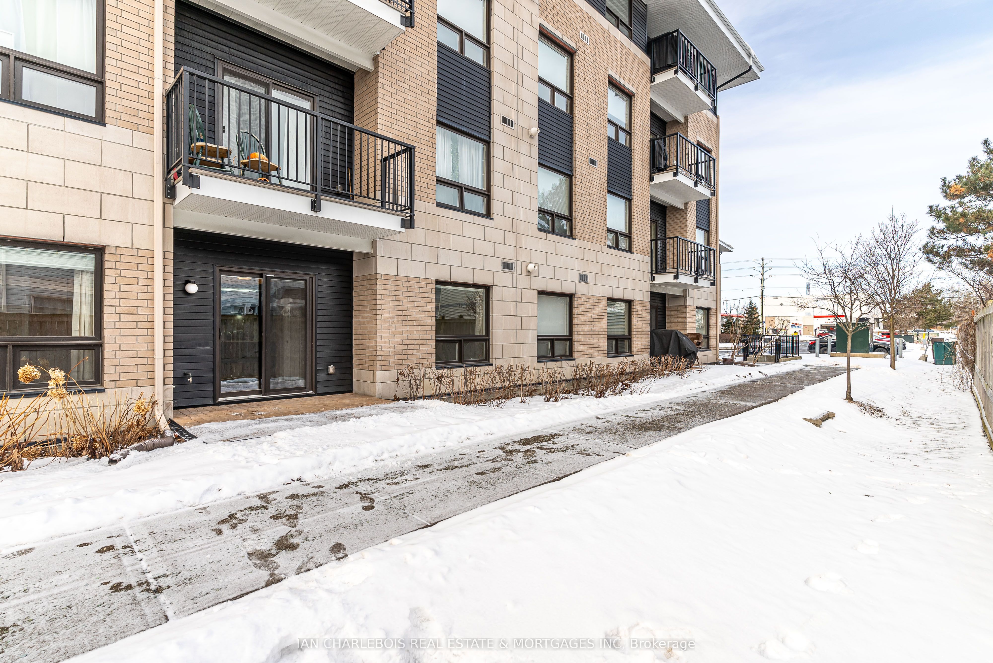 #104 - 225 Winterfell Property Photo 18