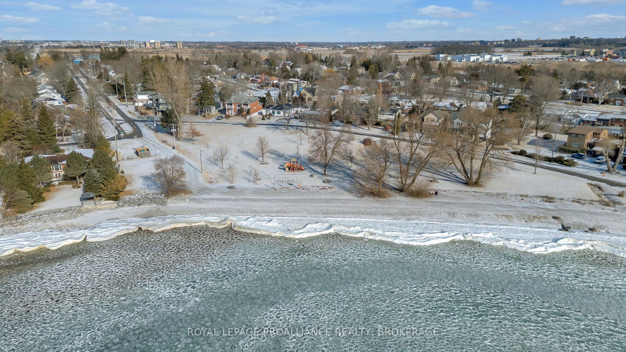 21 Crerar Boulevard Property Photo 10