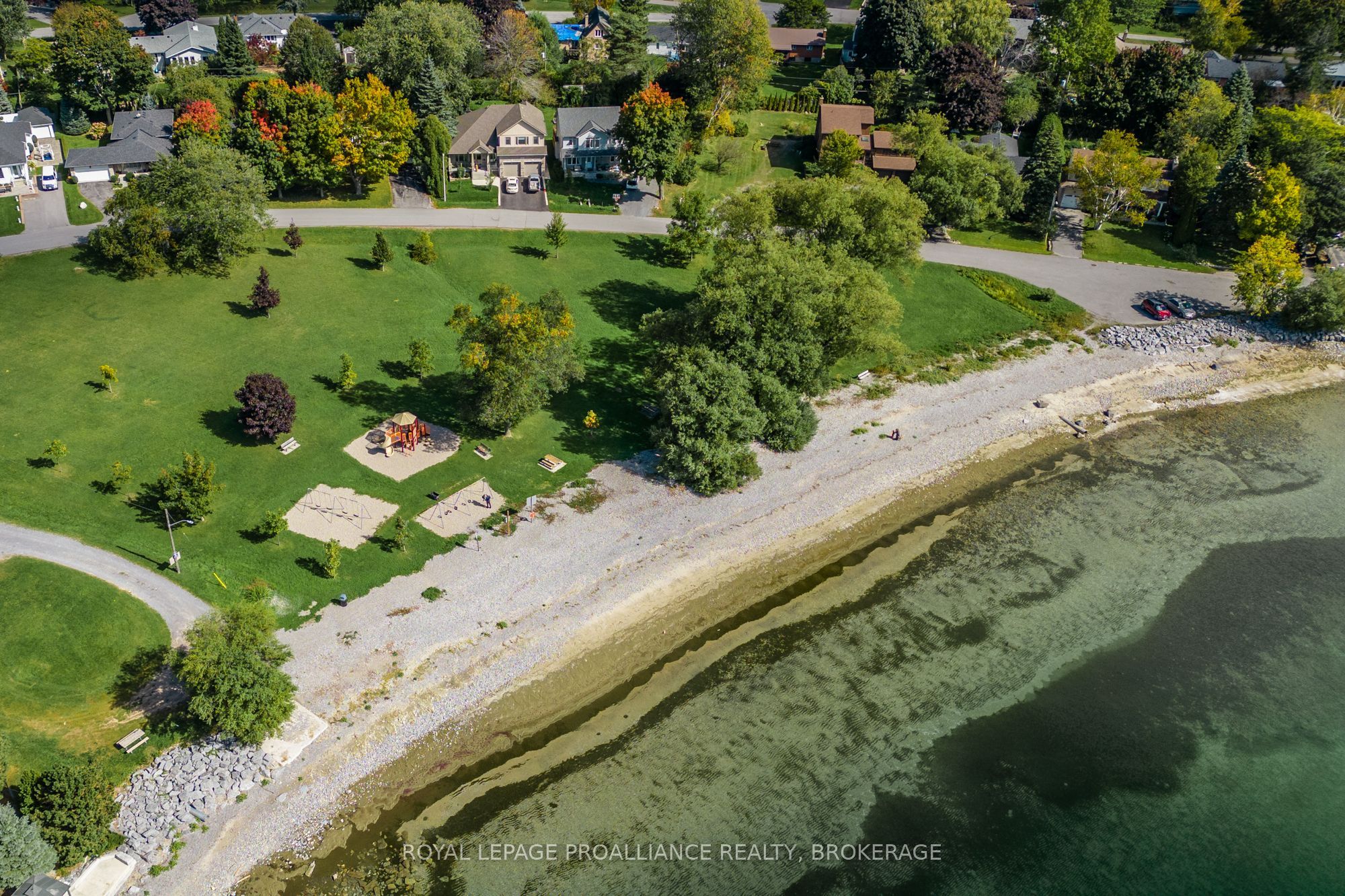 21 Crerar Boulevard Property Photo 13