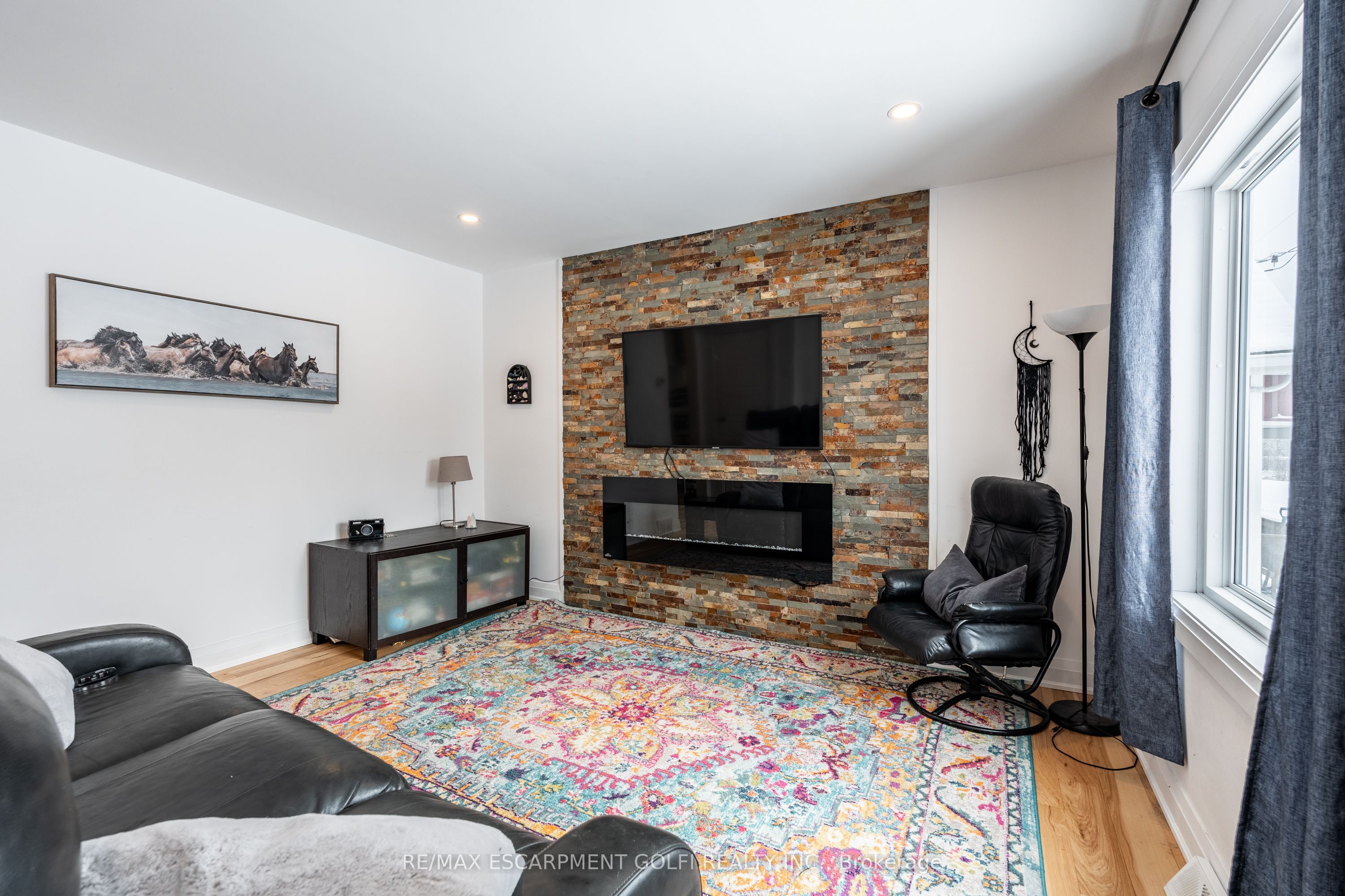 48 Mccormick Street Property Photo 6