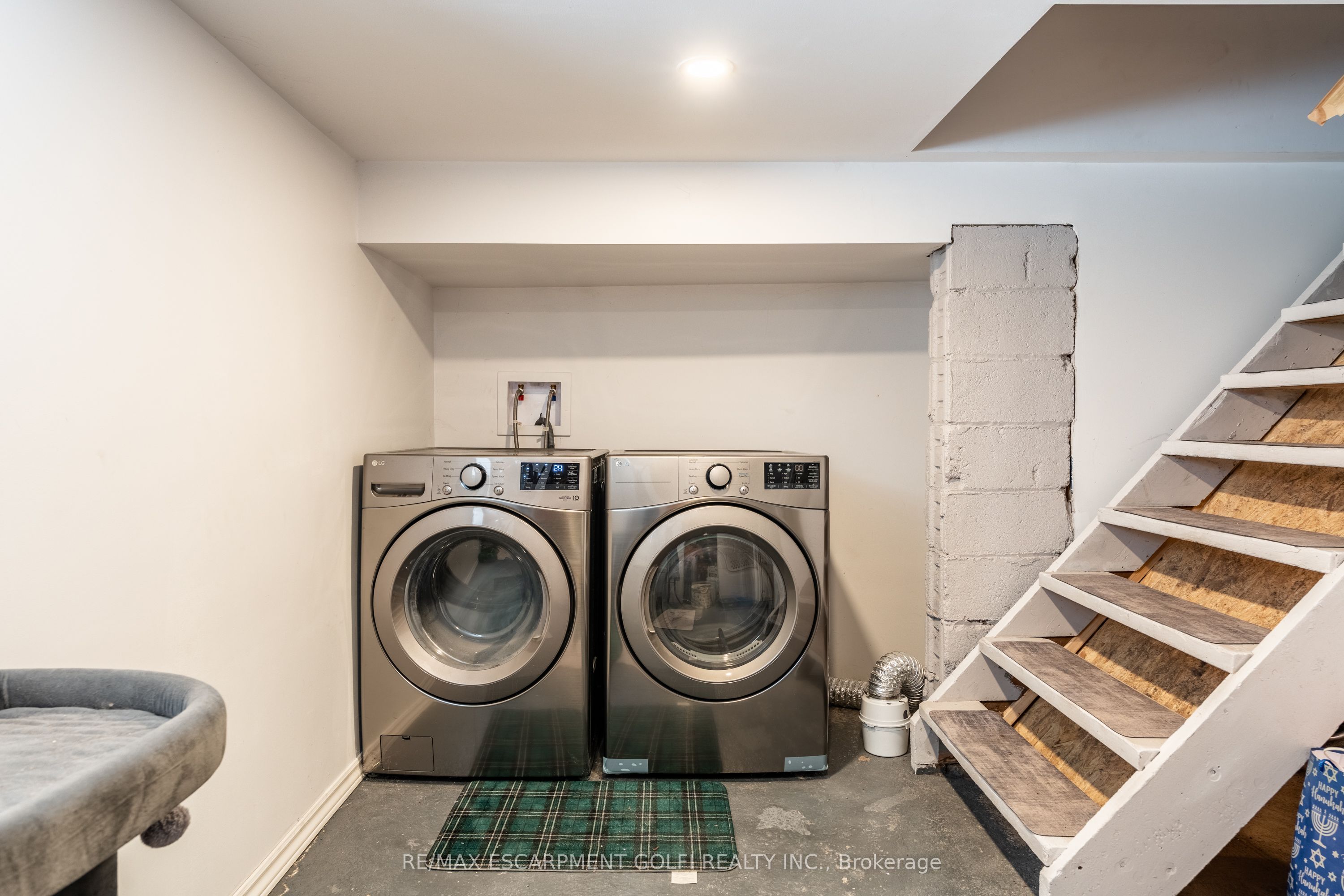 48 Mccormick Street Property Photo 32