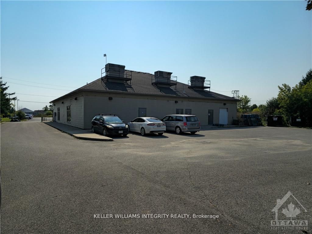 9 Houston Drive Property Photo 6