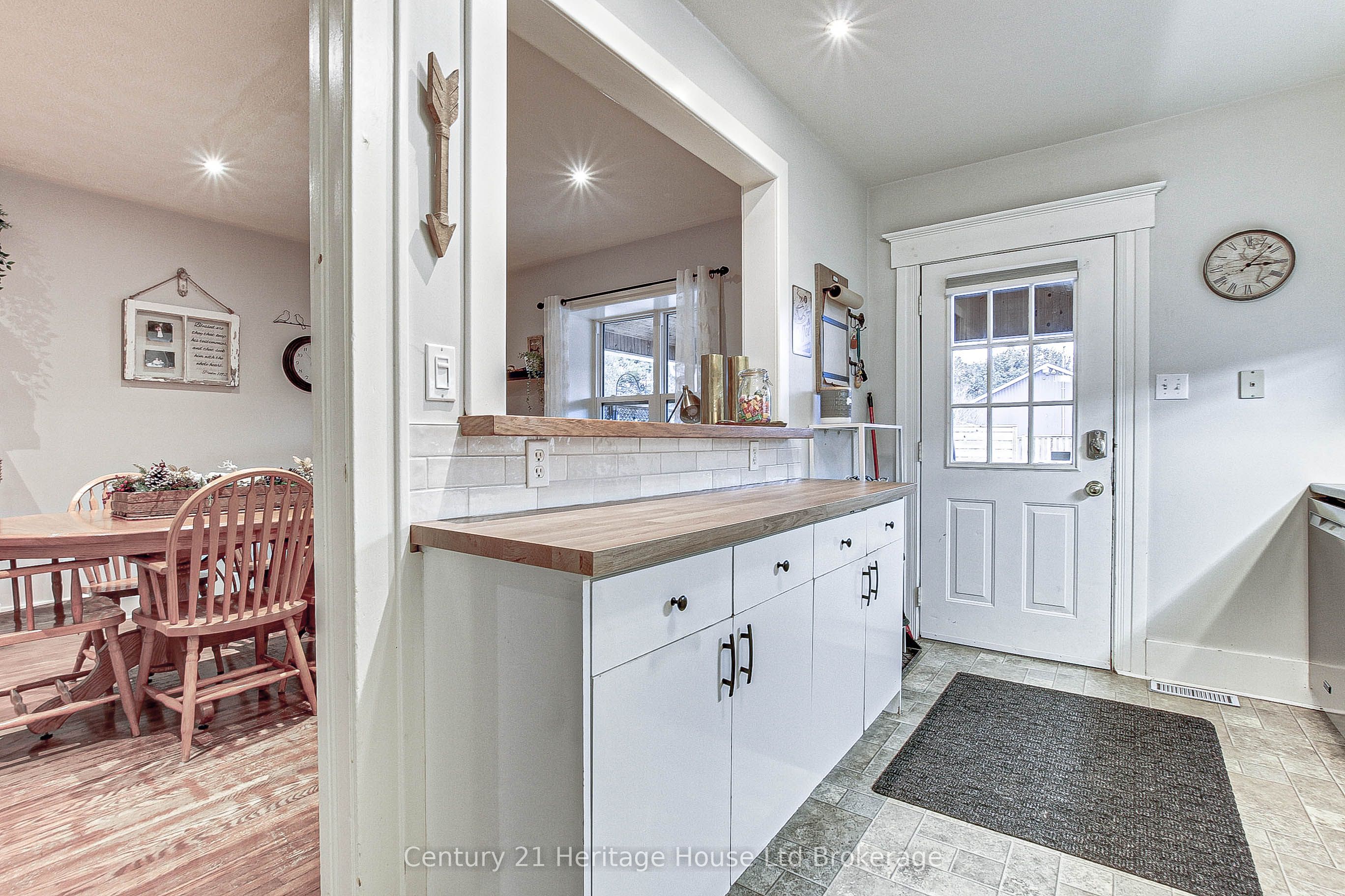 2 Church Street Property Photo 28