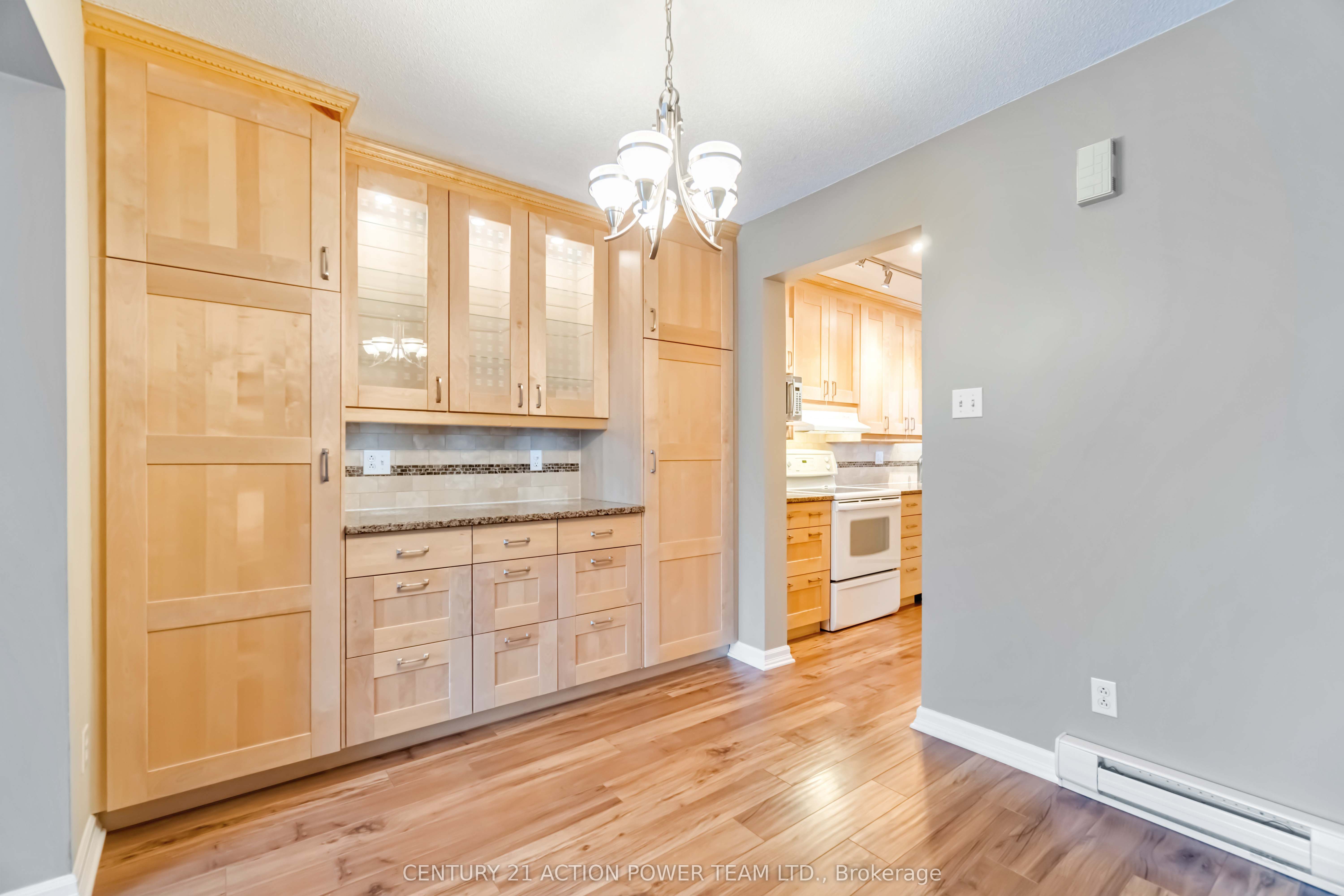 623 St Louis Street Property Photo 9