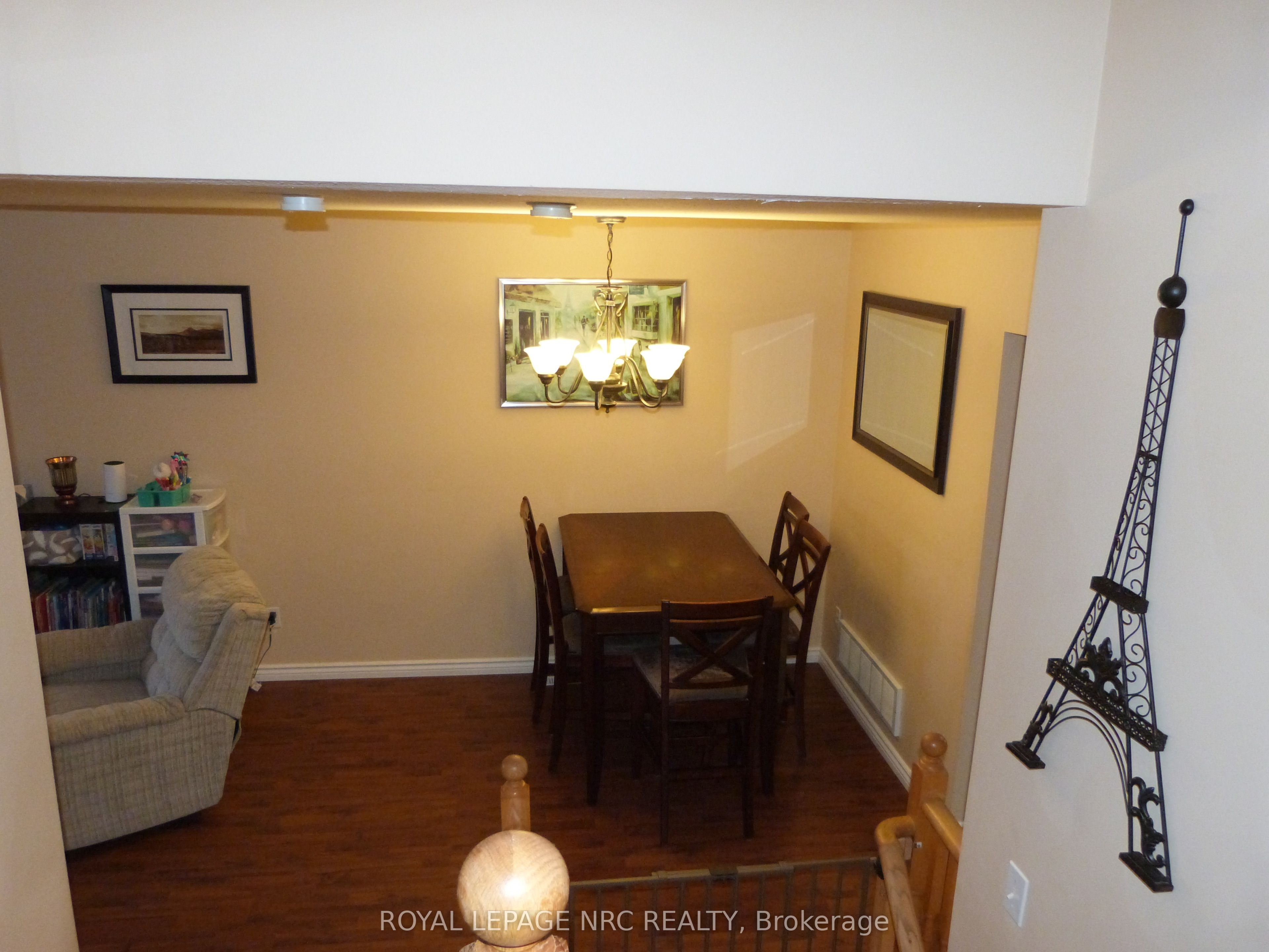 175 St.lawrence Drive Property Photo 2