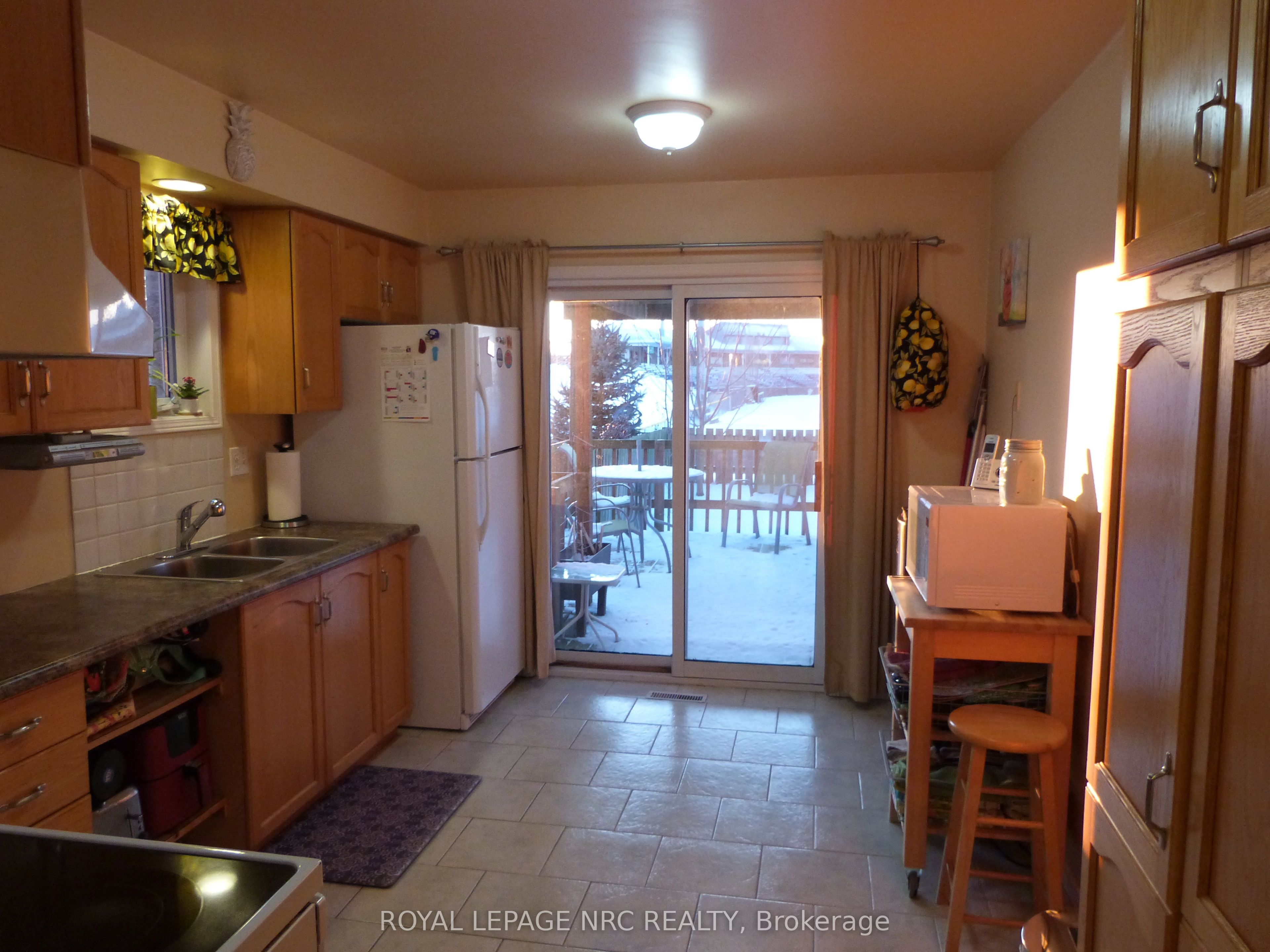 175 St.lawrence Drive Property Photo 6