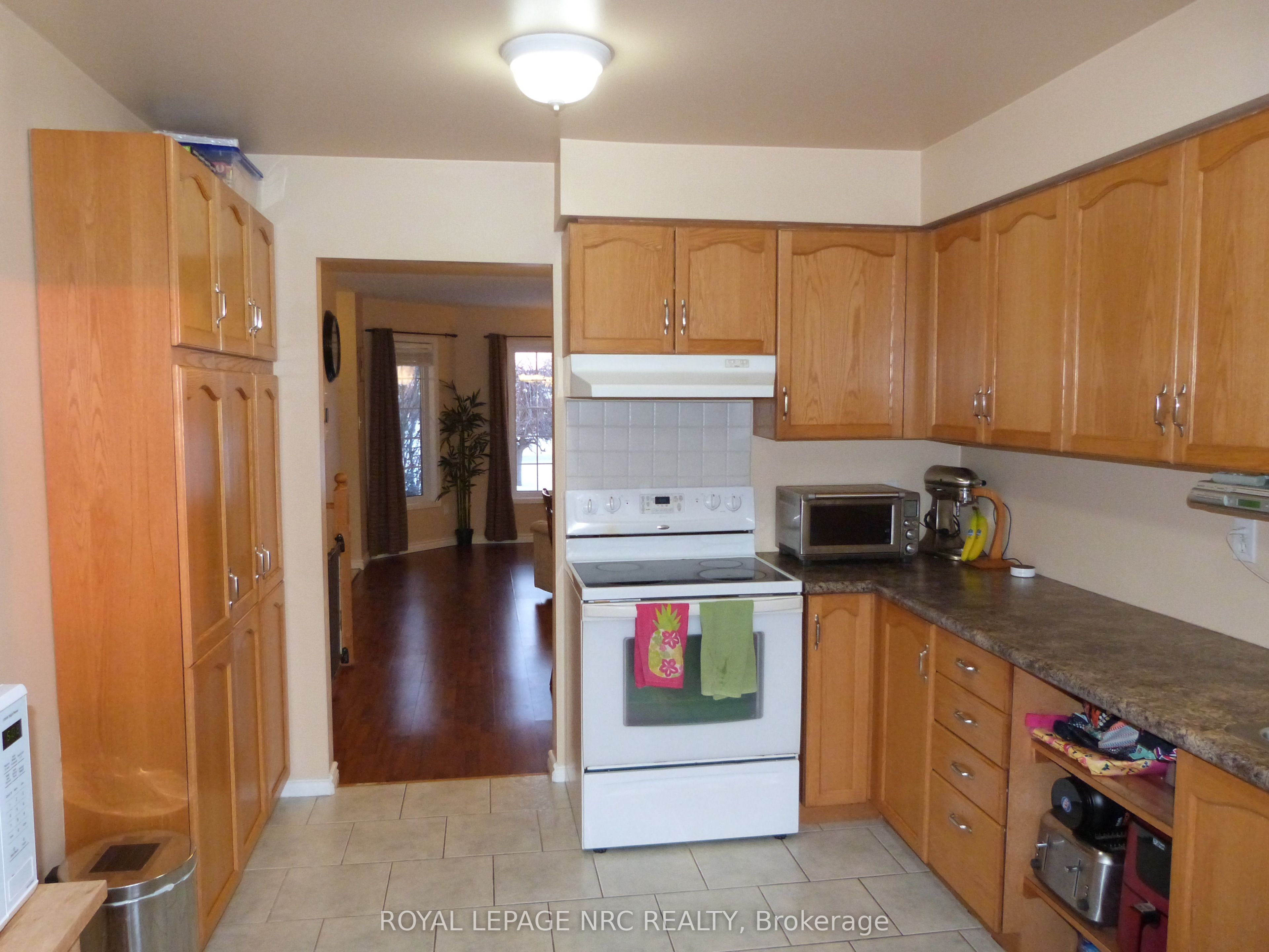 175 St.lawrence Drive Property Photo 7
