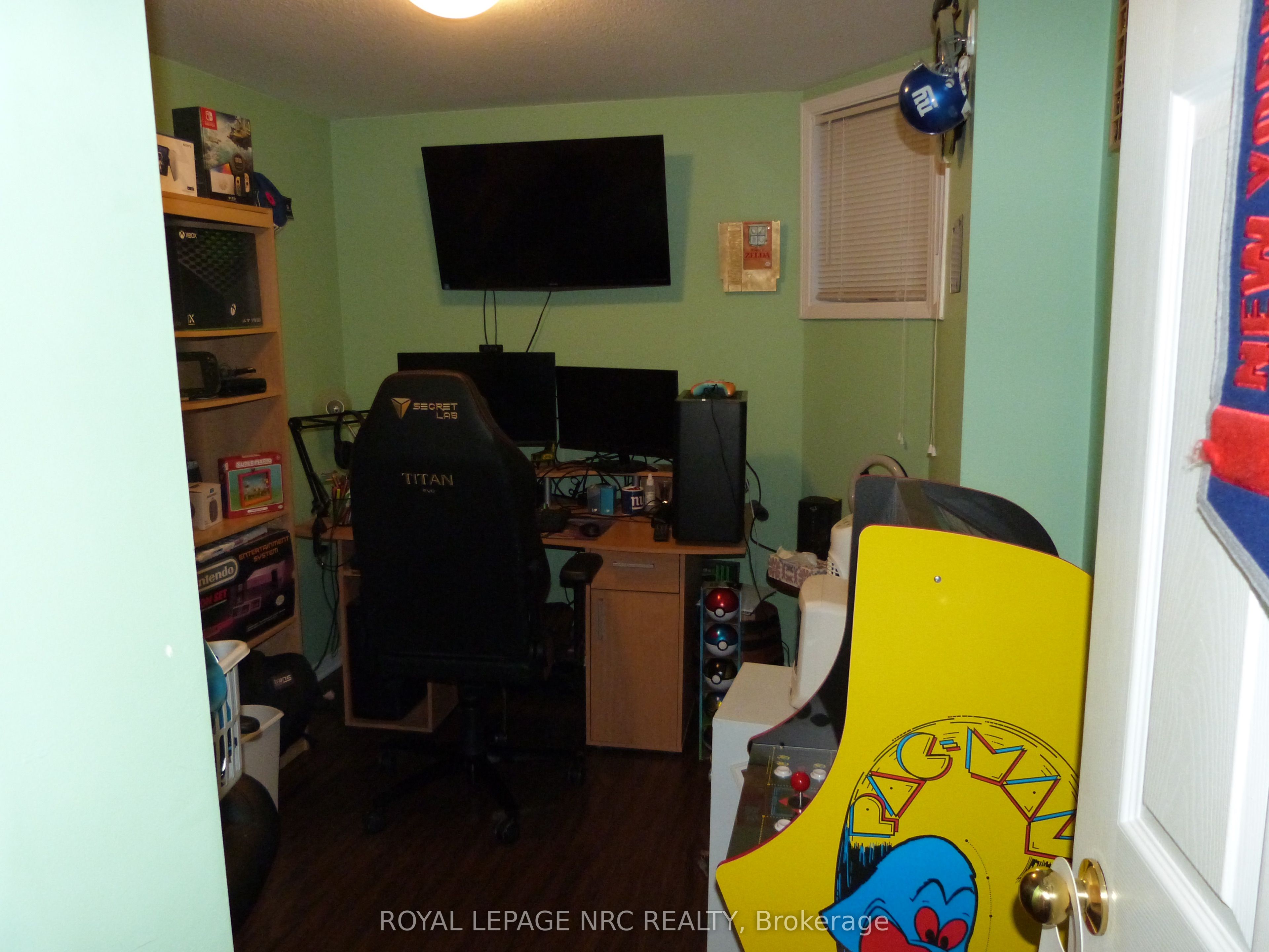 175 St.lawrence Drive Property Photo 12