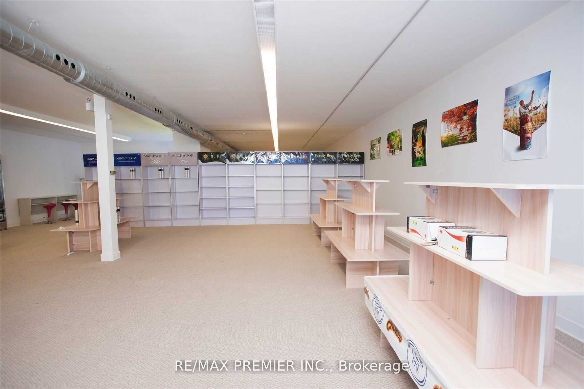 4507 Queen Street Property Photo 2