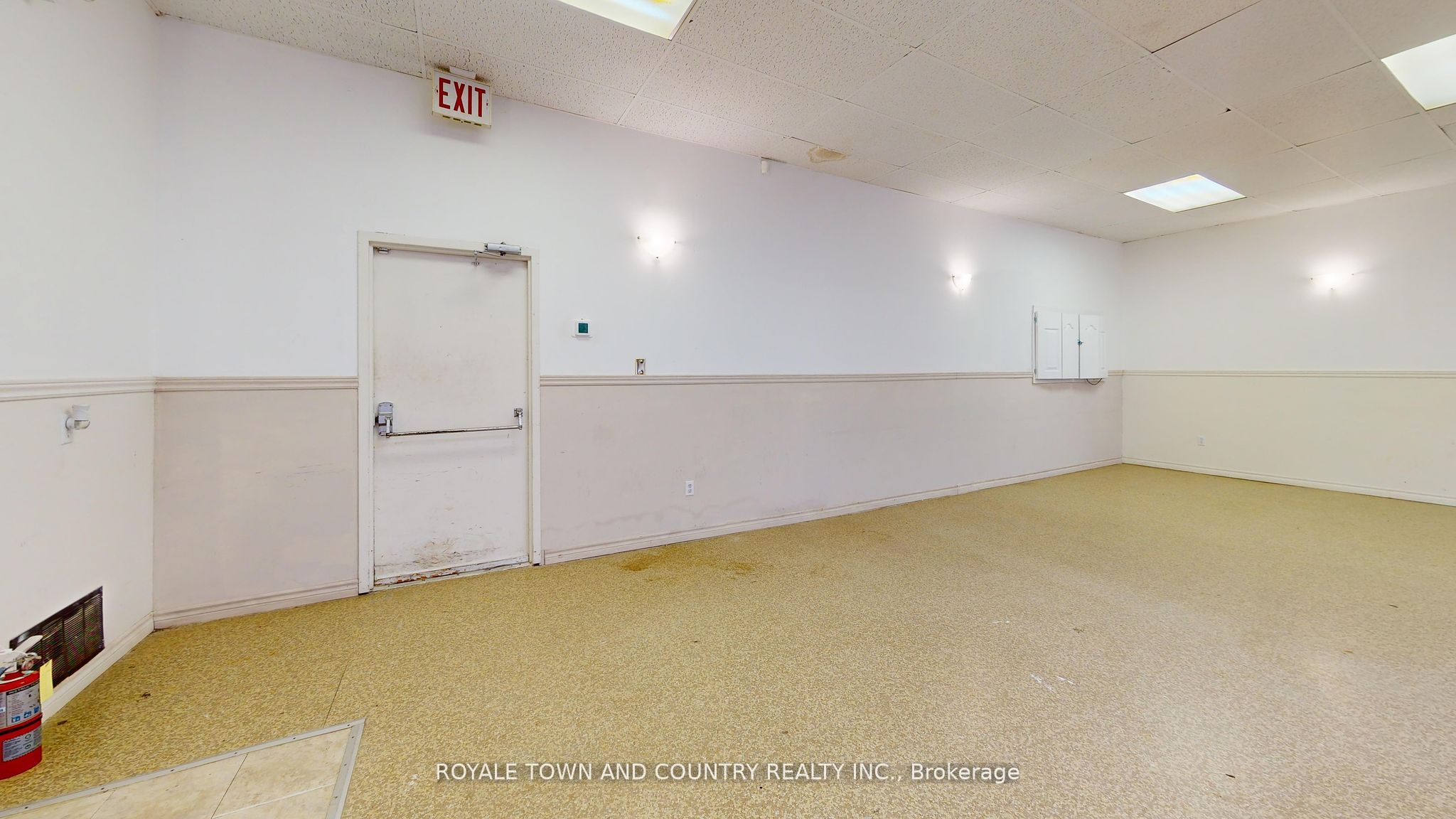 #354(l) - 358 Lindsay Street Property Photo 5