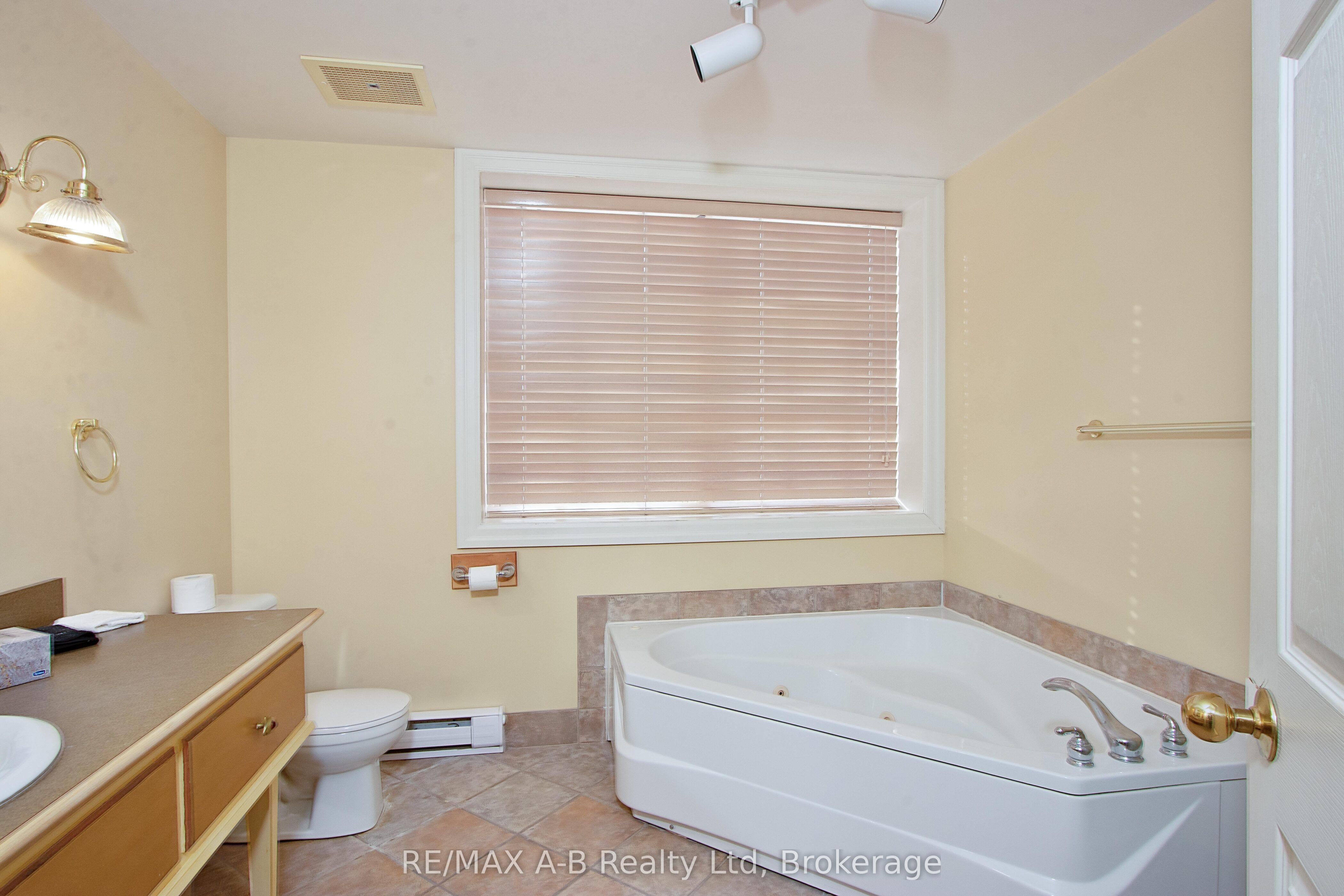 38 Albert Street Property Photo 17