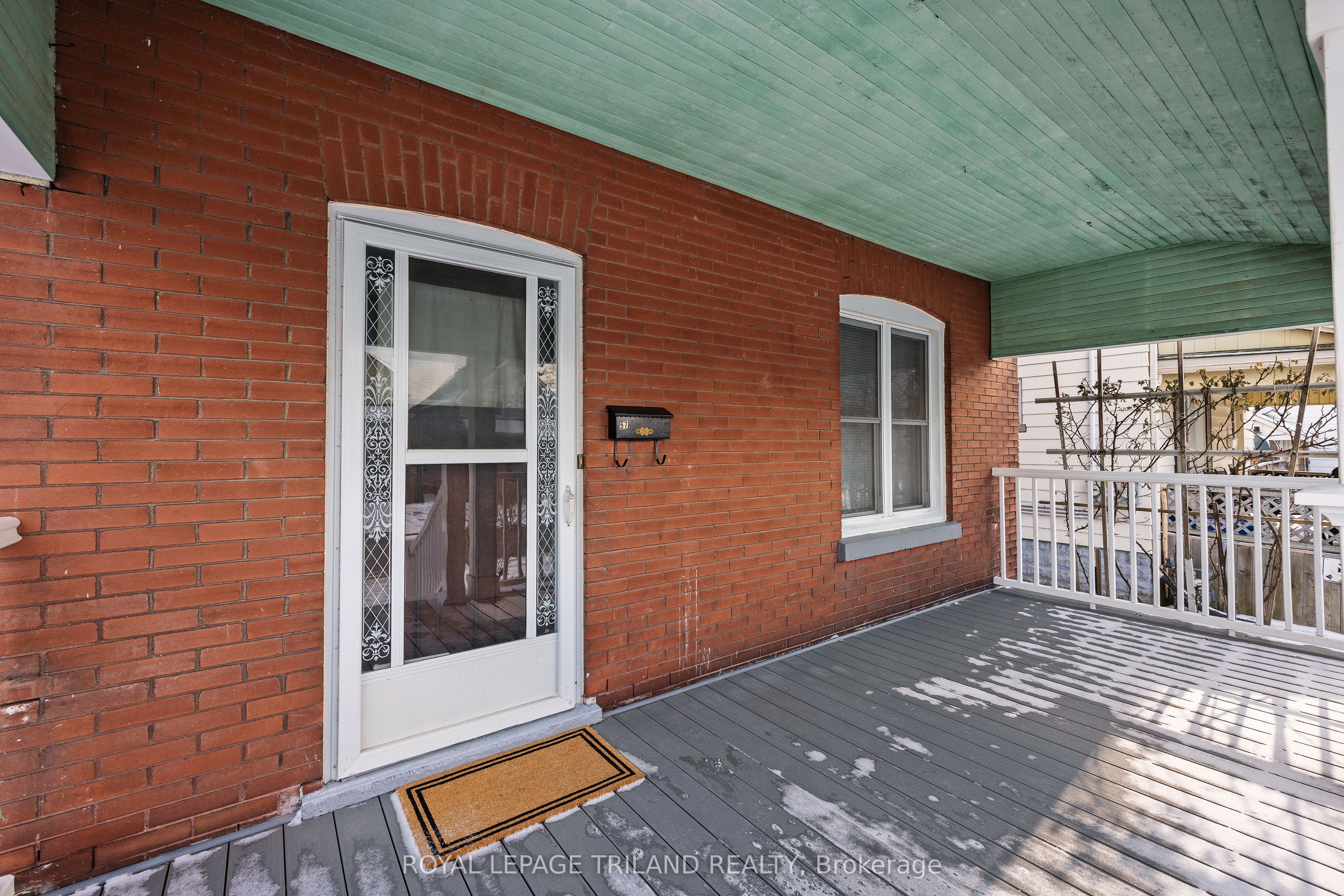 57 Manitoba Street Property Photo 4