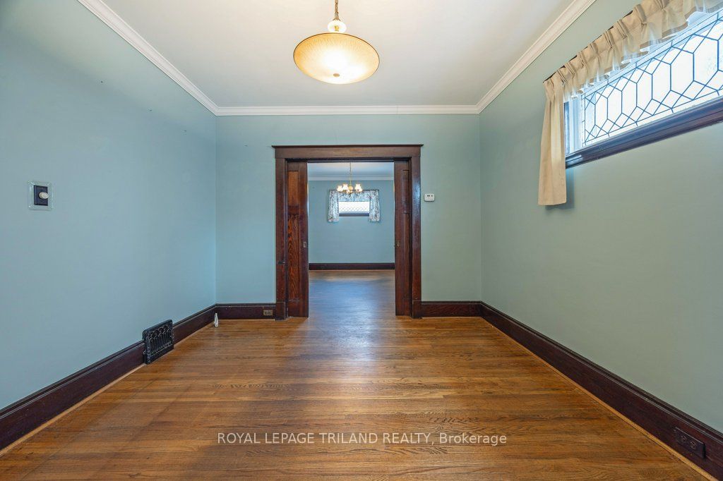 57 Manitoba Street Property Photo 7