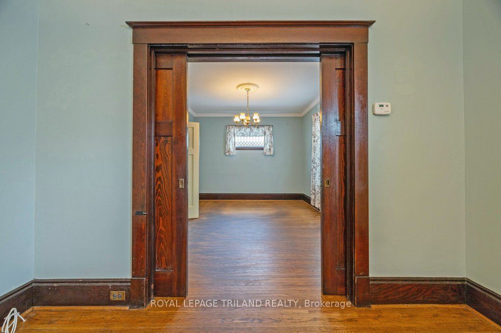 57 Manitoba Street Property Photo 10