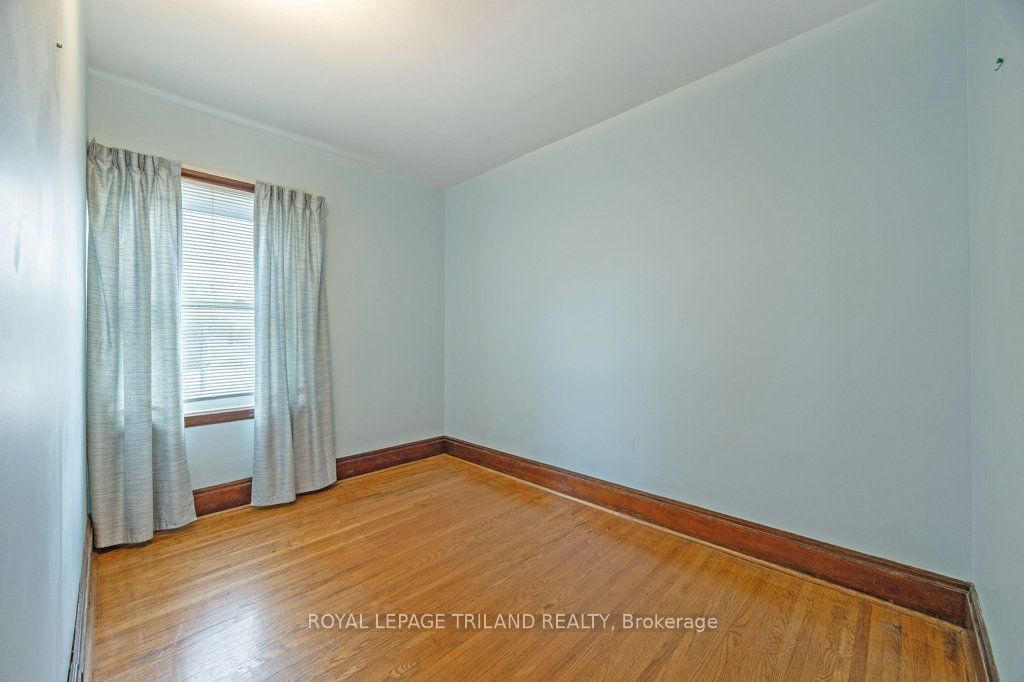 57 Manitoba Street Property Photo 20