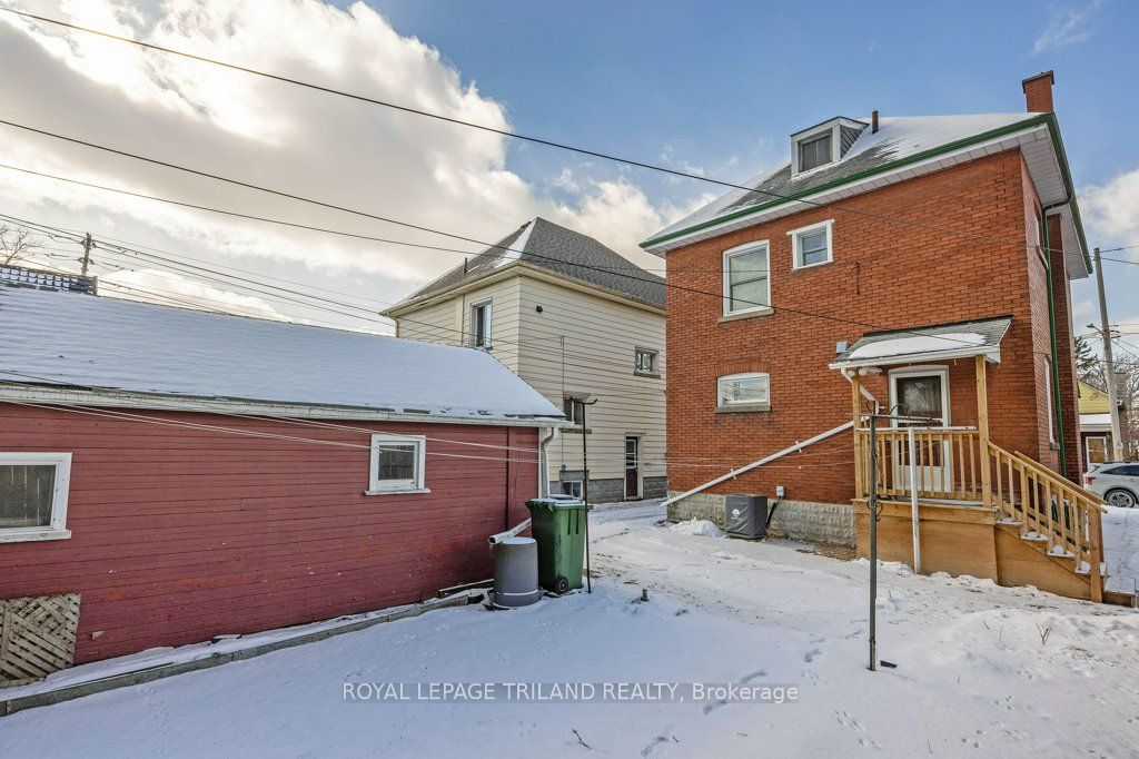 57 Manitoba Street Property Photo 33