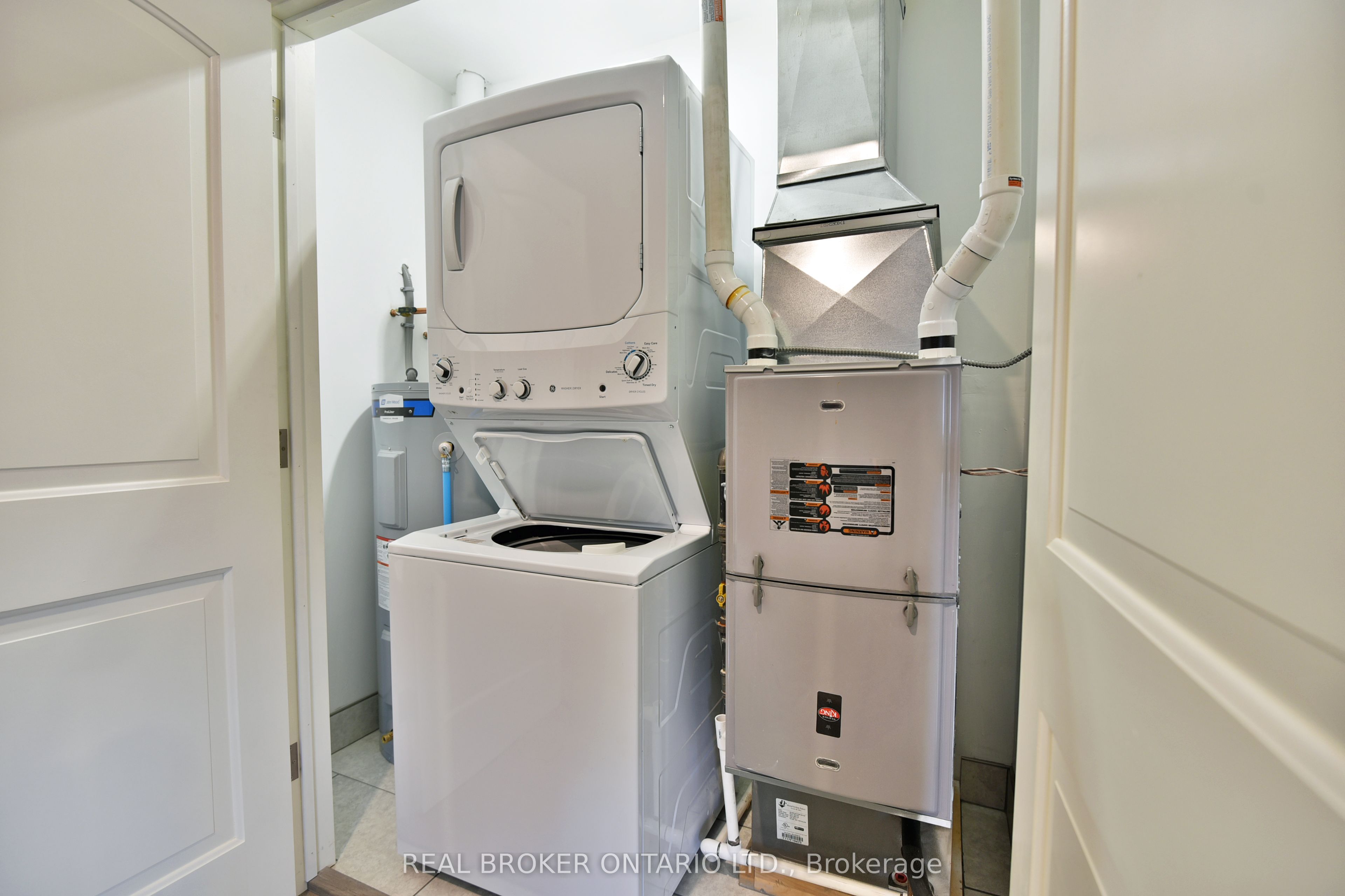439 Edward Street Property Photo 19