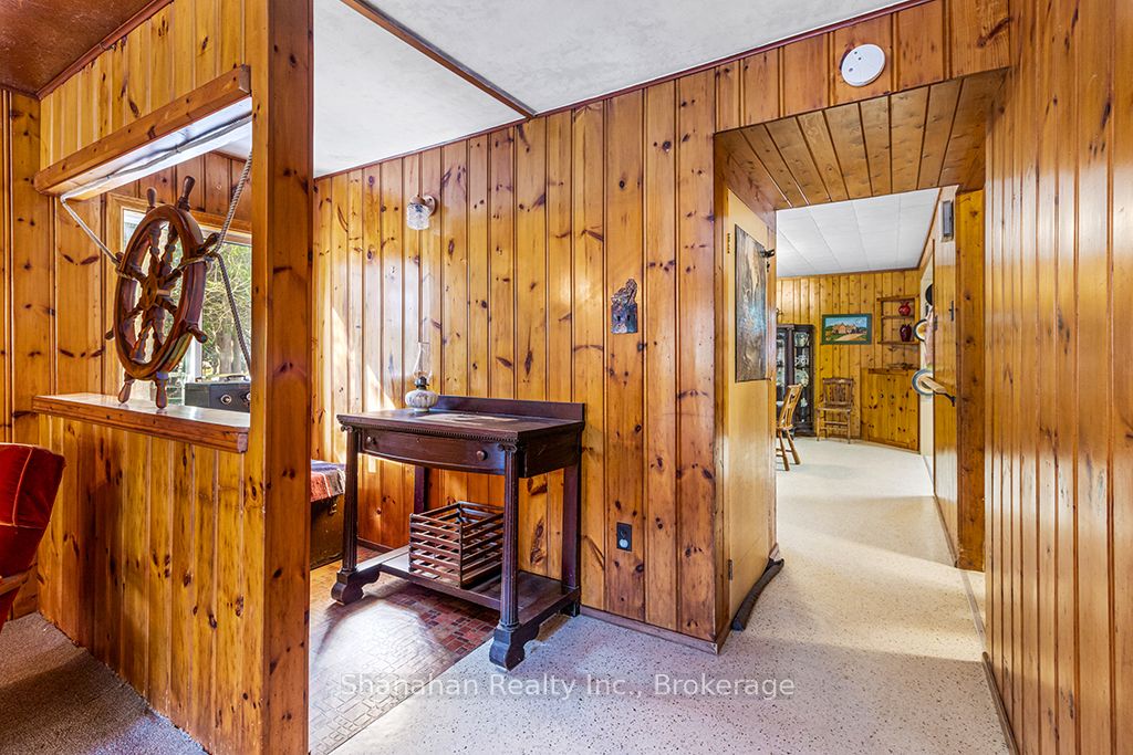 17 Little Cove Road S Property Photo 24
