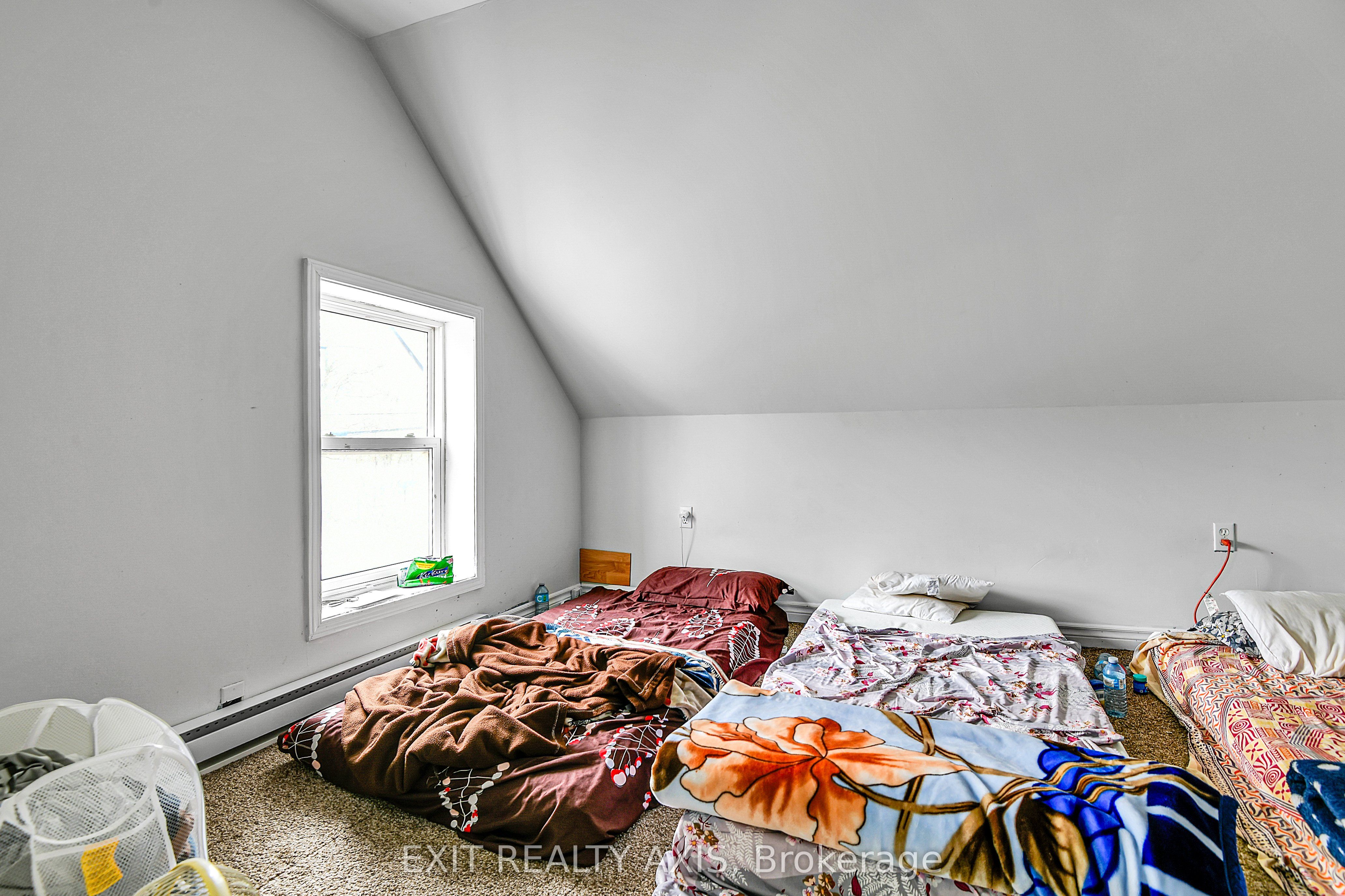 39 Bedford Street Property Photo 31