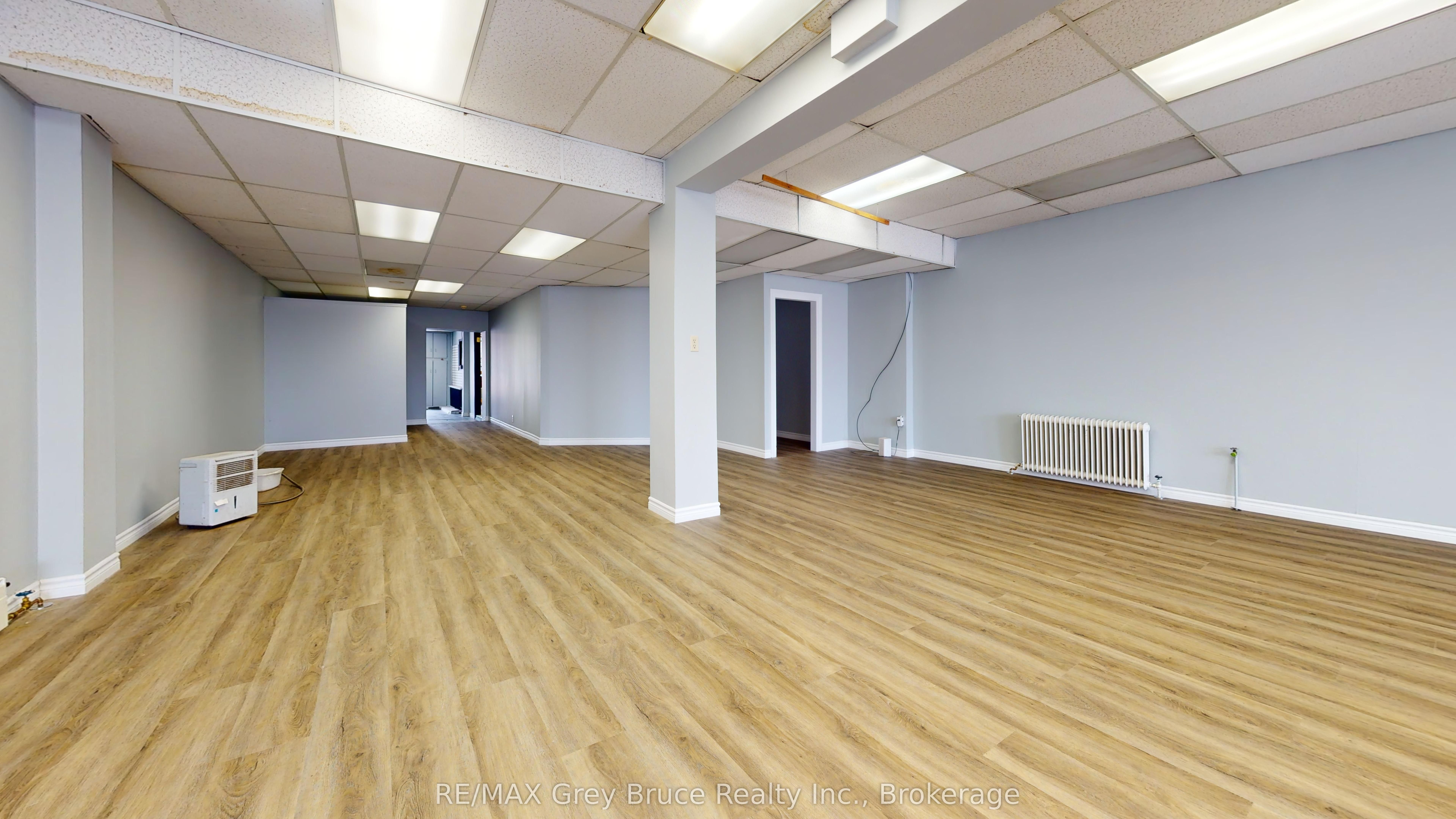 269 10th Street Property Photo 6