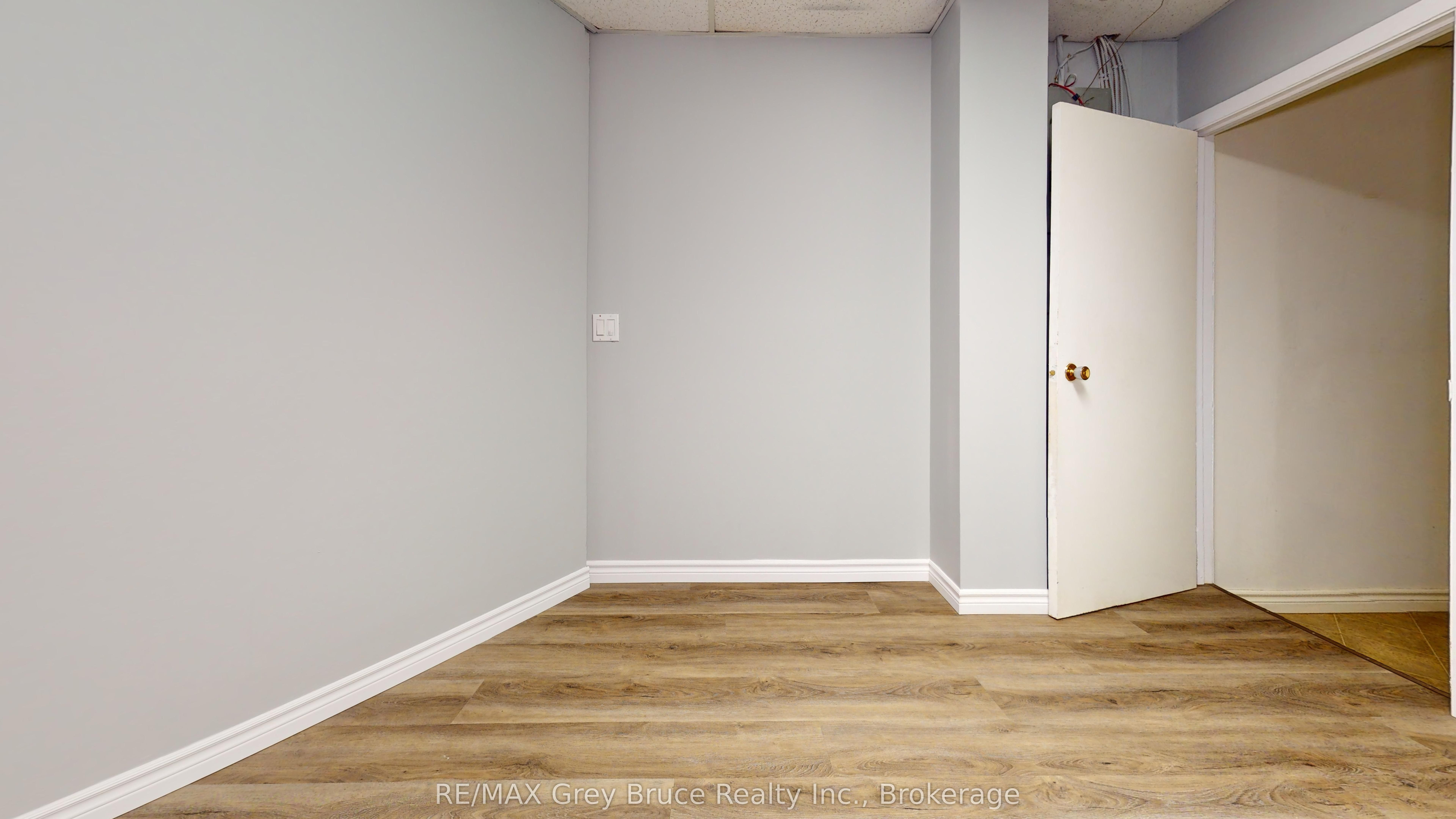 269 10th Street Property Photo 11