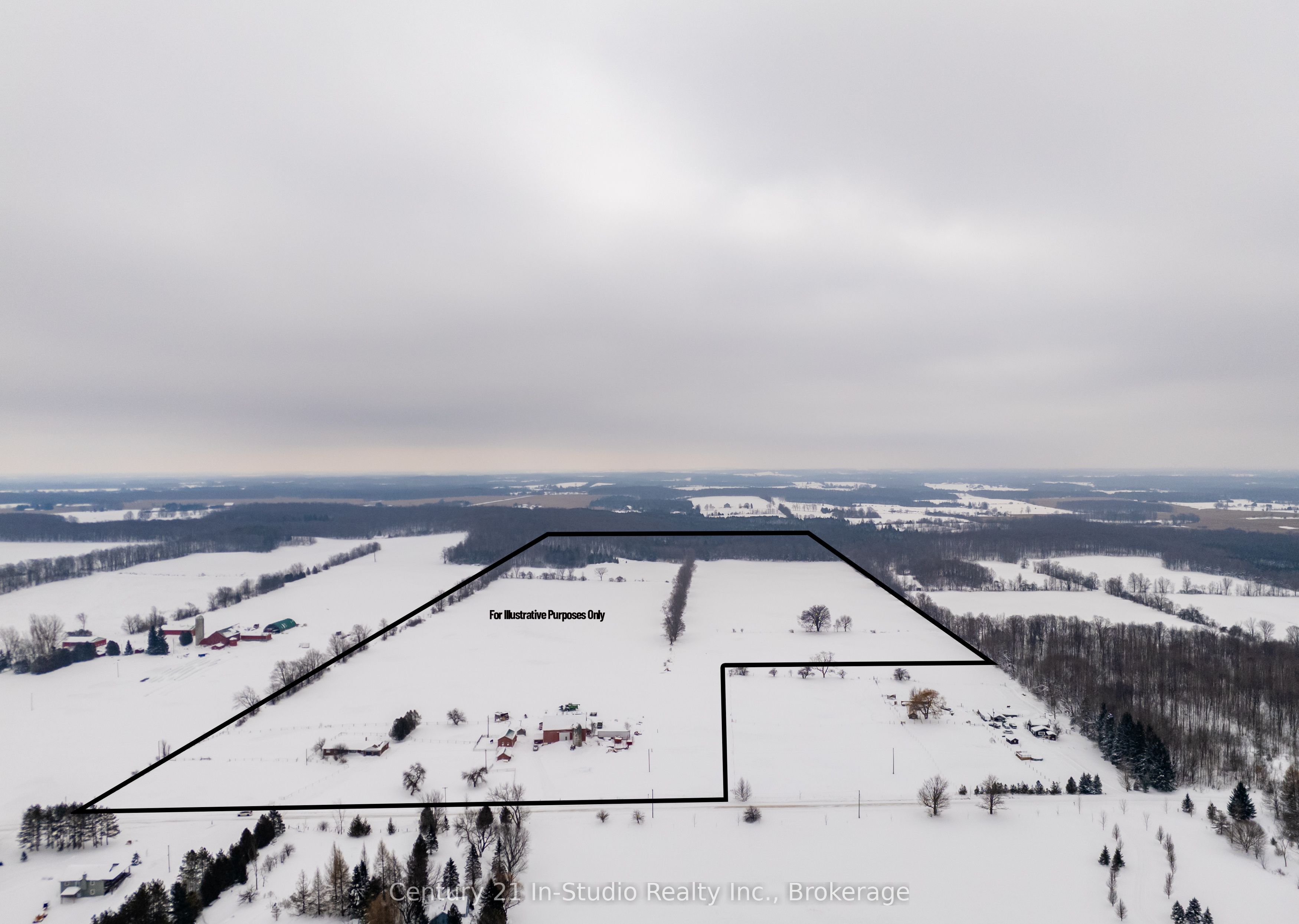 425158 Irish Lake Road Property Photo 2