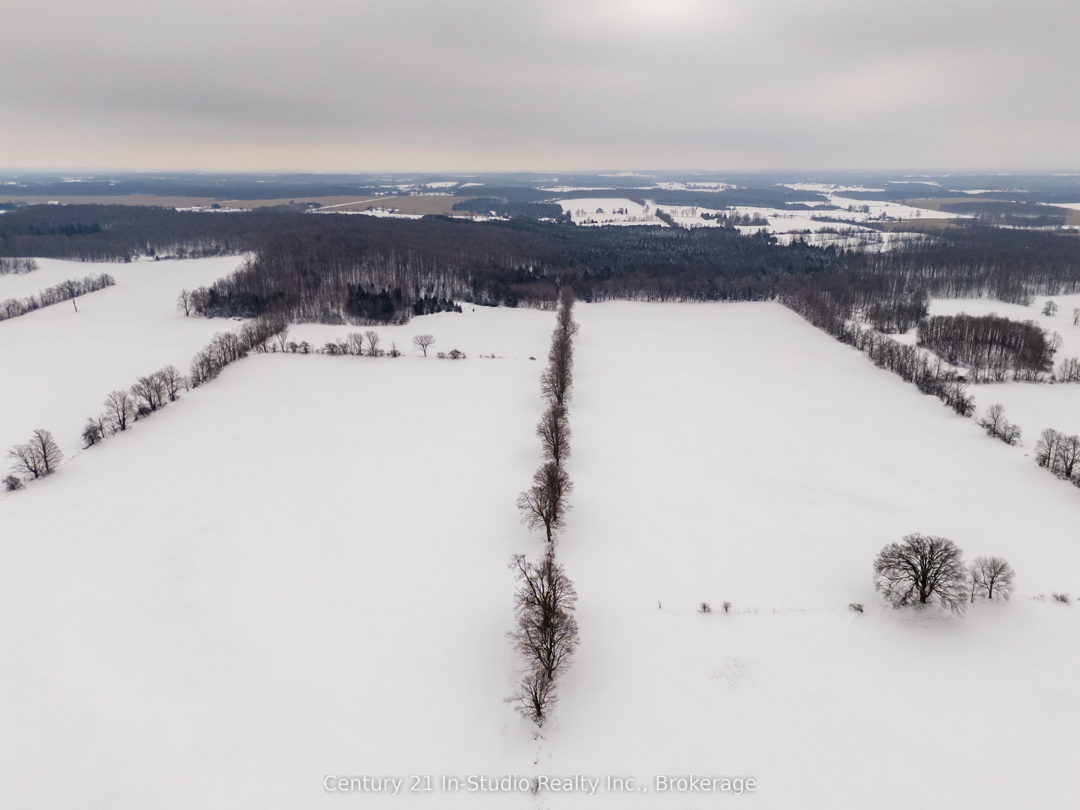 425158 Irish Lake Road Property Photo 9