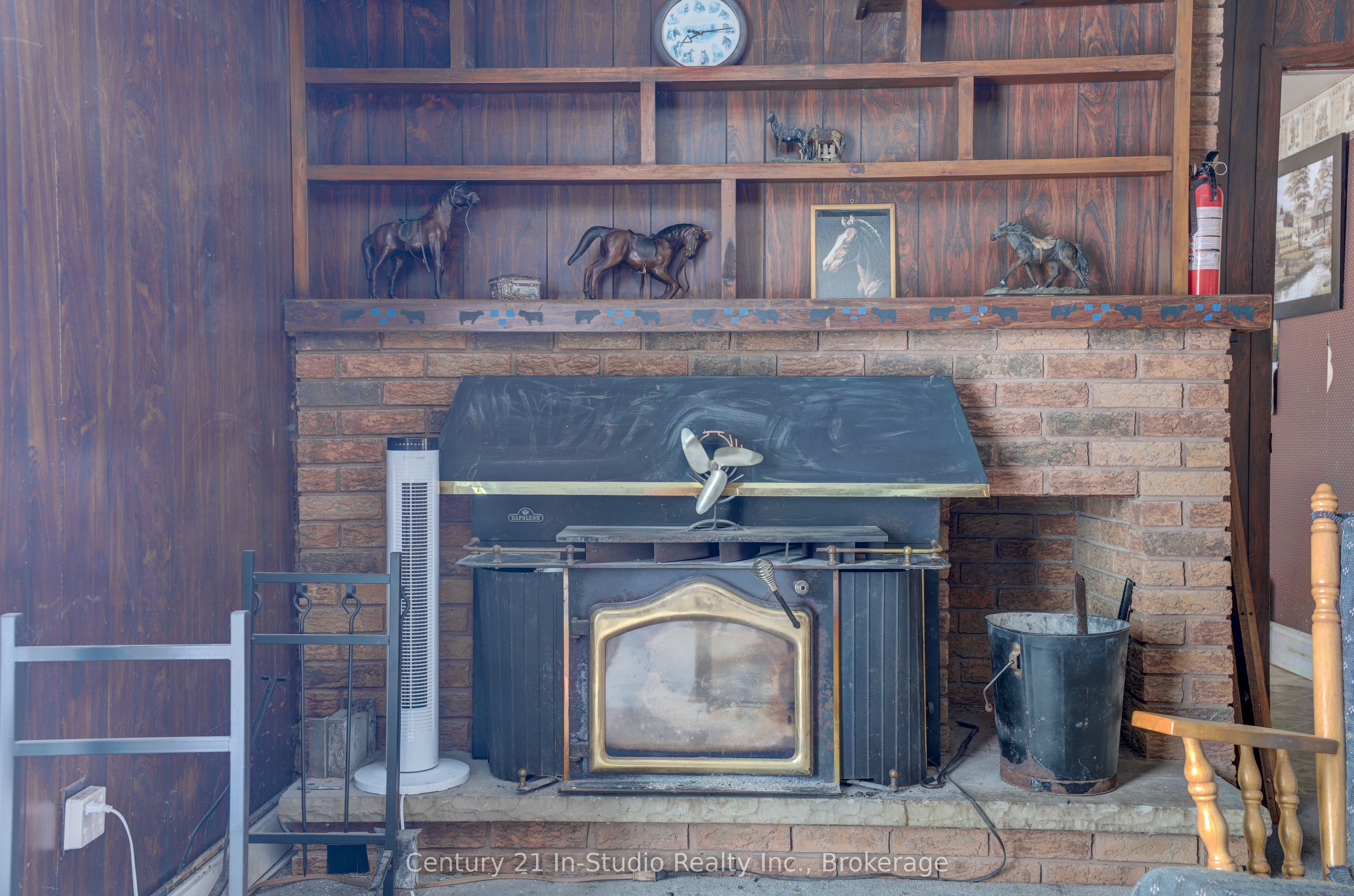 425158 Irish Lake Road Property Photo 28