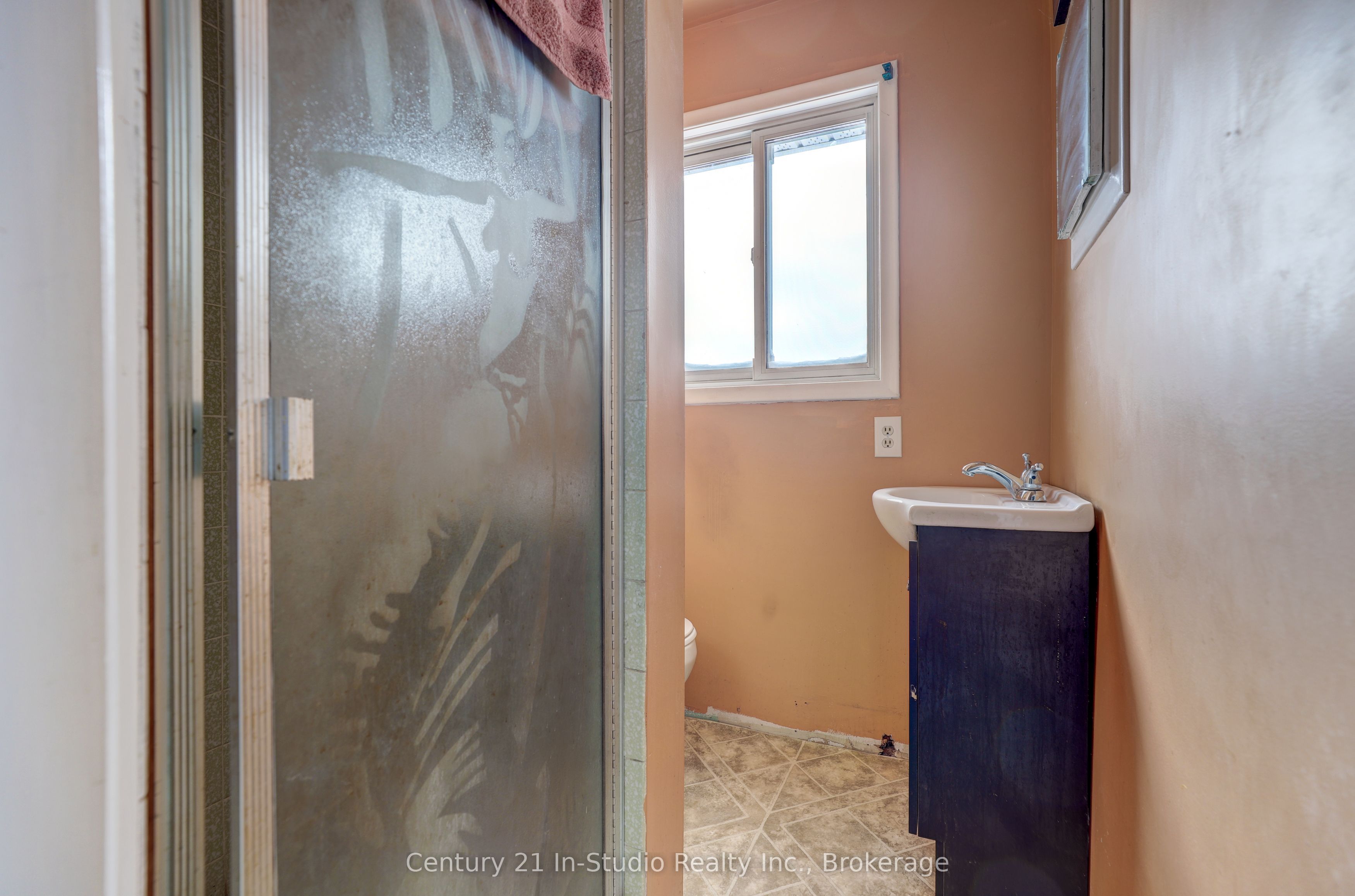 425158 Irish Lake Road Property Photo 34
