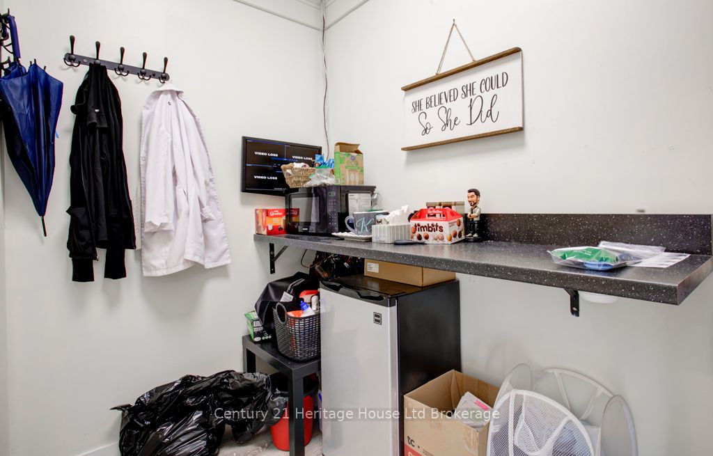 10 Brock Street Property Photo 12