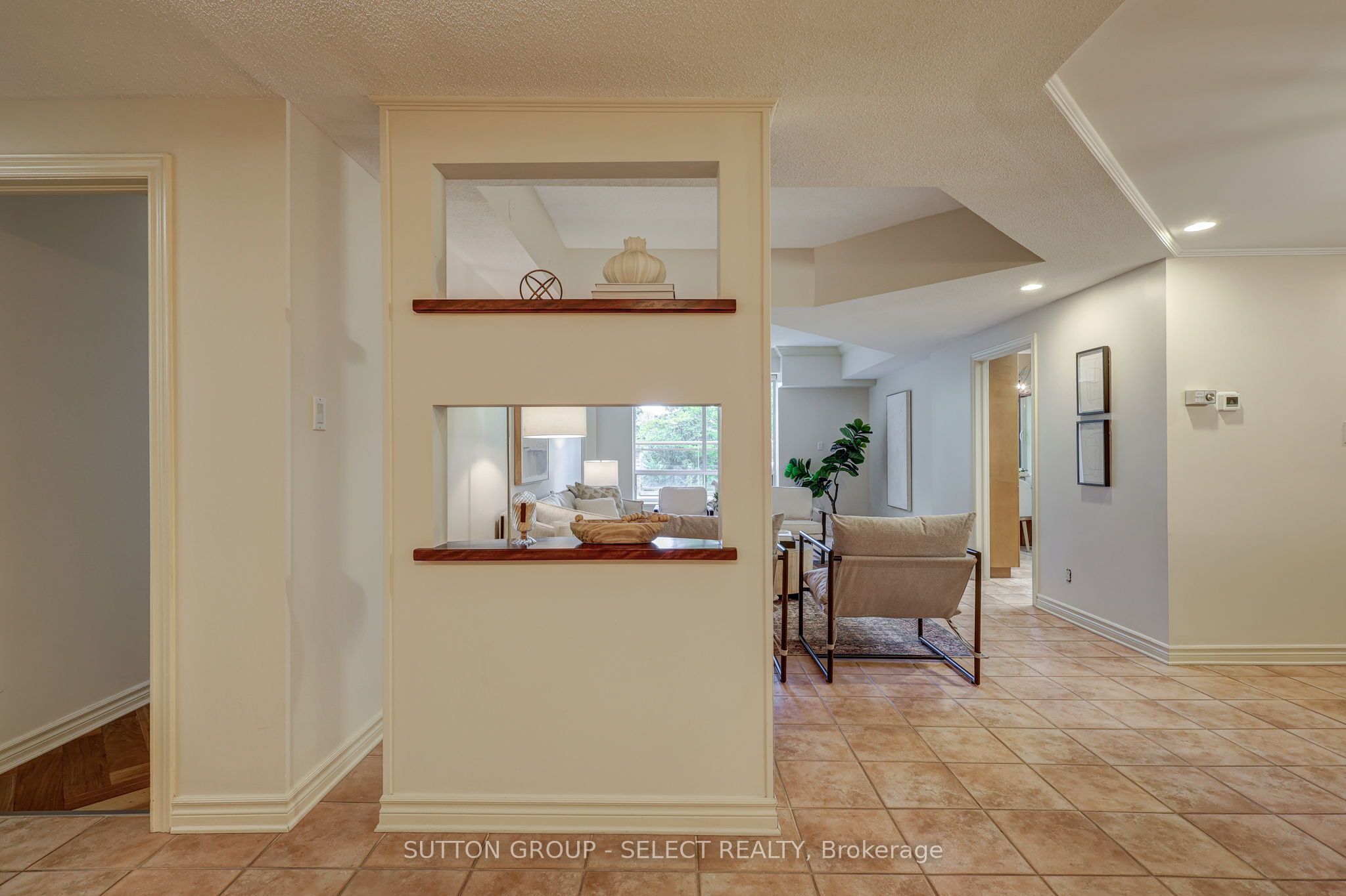 250 Sydenham Street 203 Property Photo 9