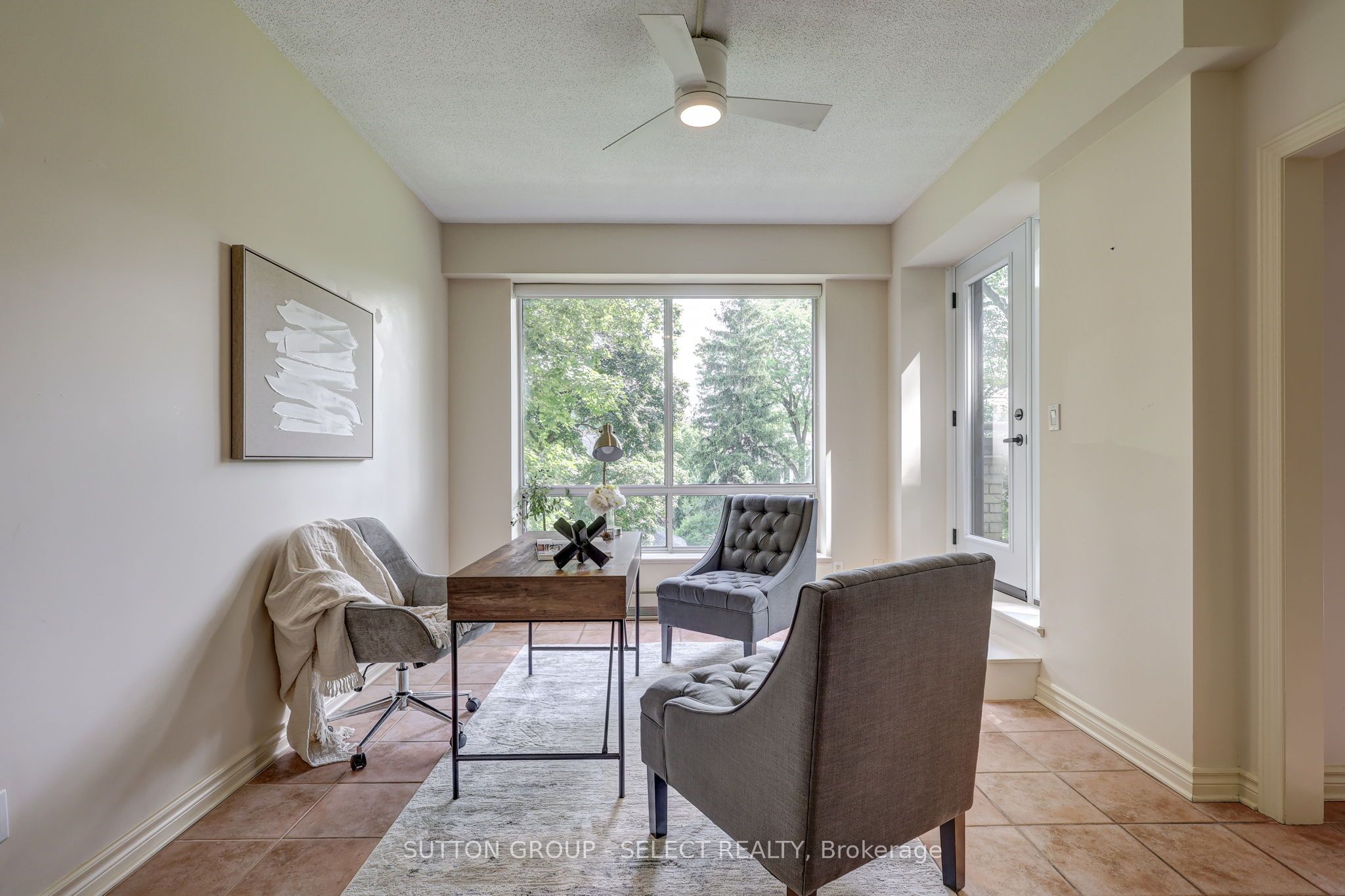250 Sydenham Street 203 Property Photo 15
