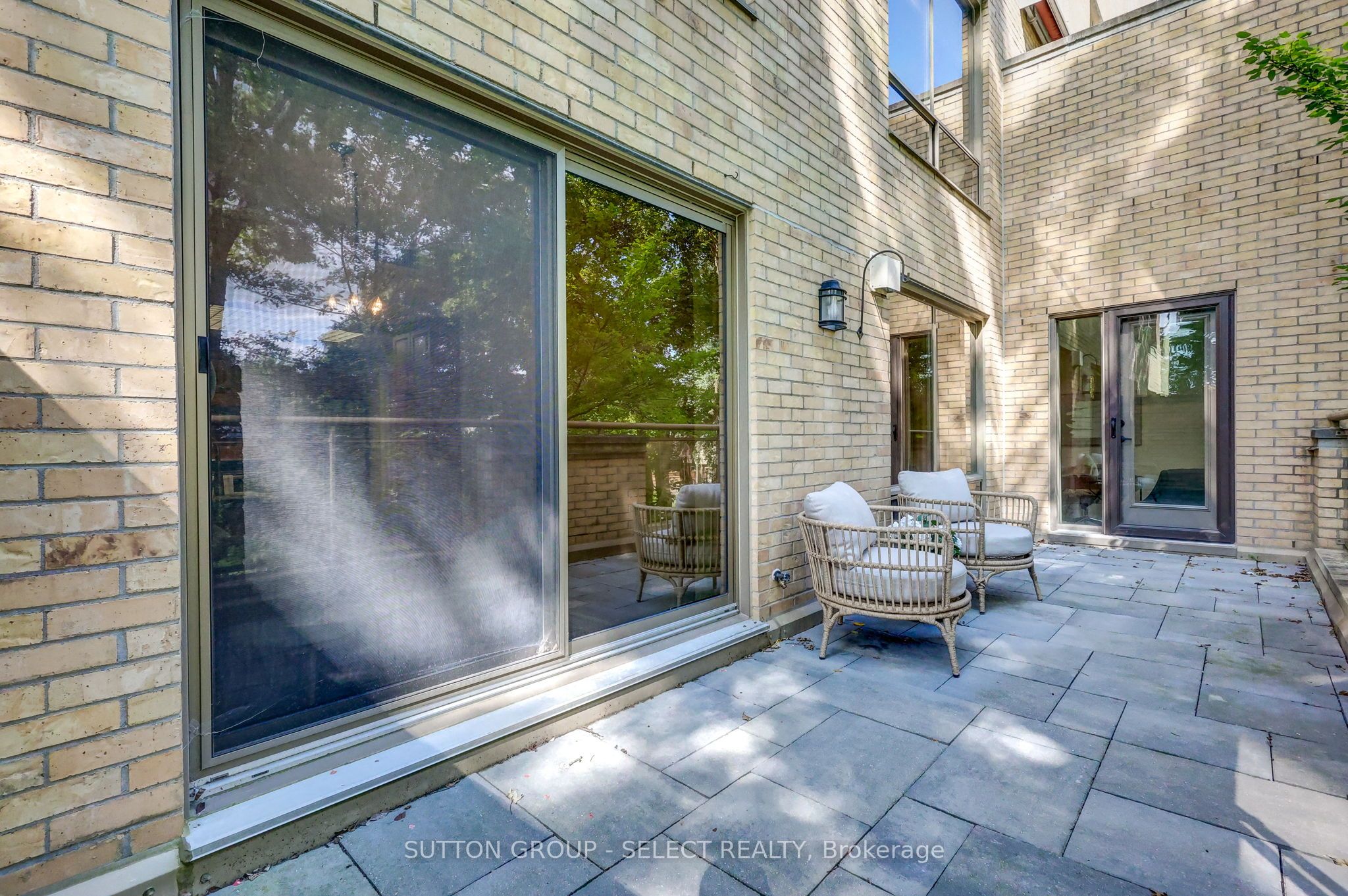 250 Sydenham Street 203 Property Photo 20