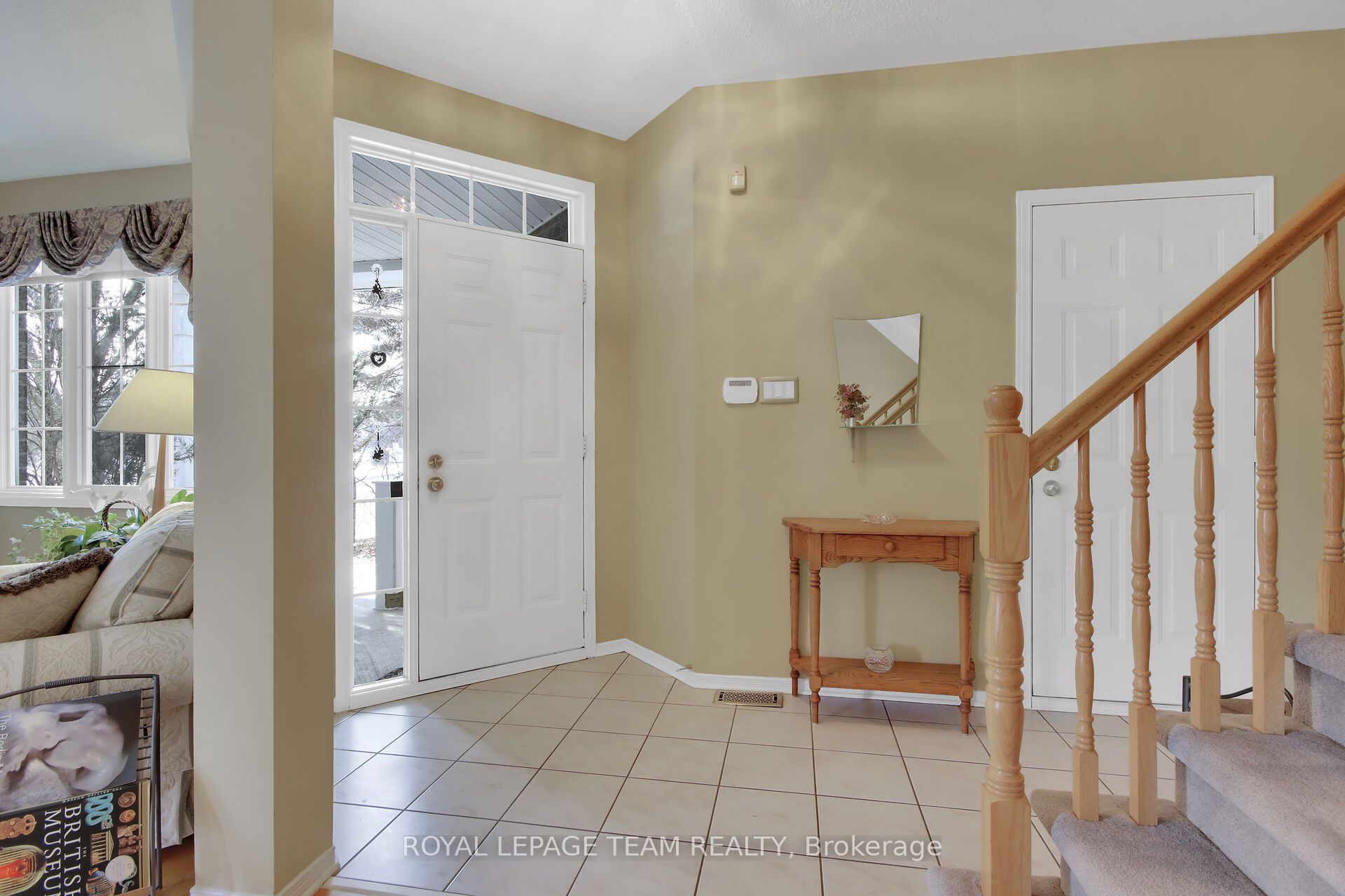 2 Inverary Drive Property Photo 6