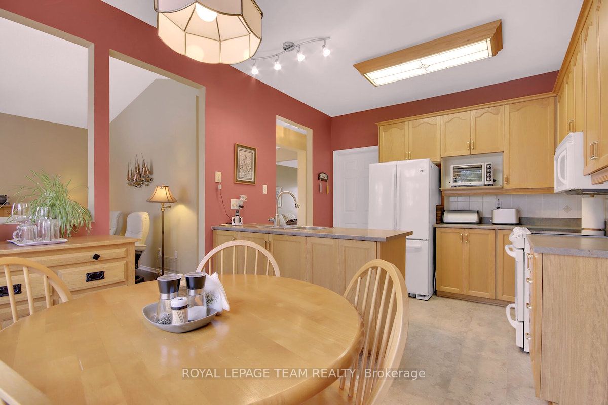 2 Inverary Drive Property Photo 14