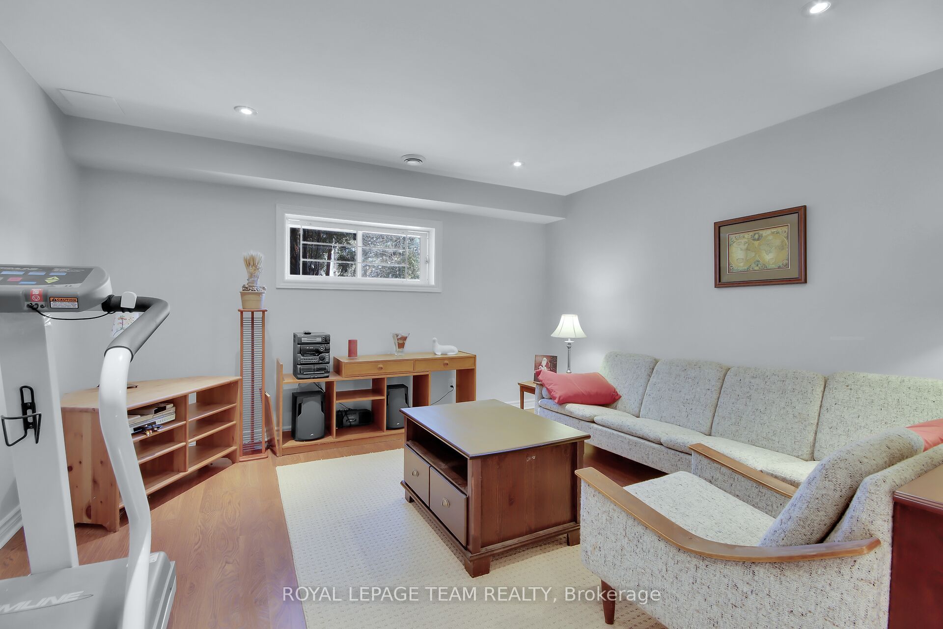 2 Inverary Drive Property Photo 33