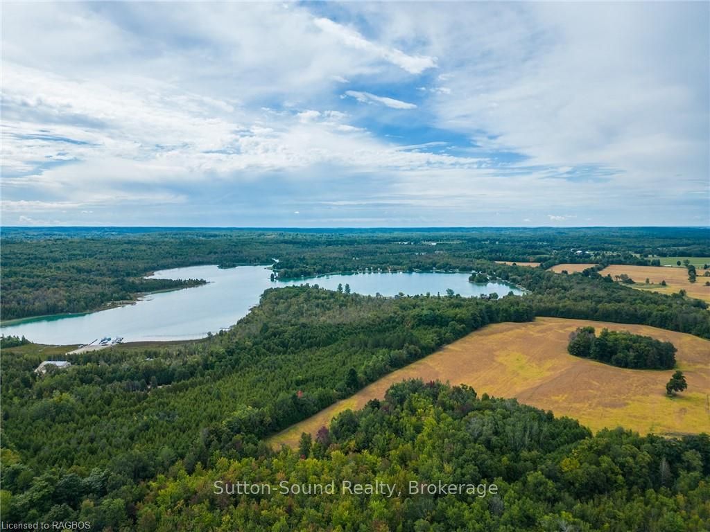 Pl11-12 10 Sideroad Property Photo 8