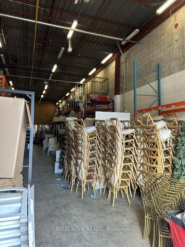 #12 - 830 Industrial Avenue Property Photo 2