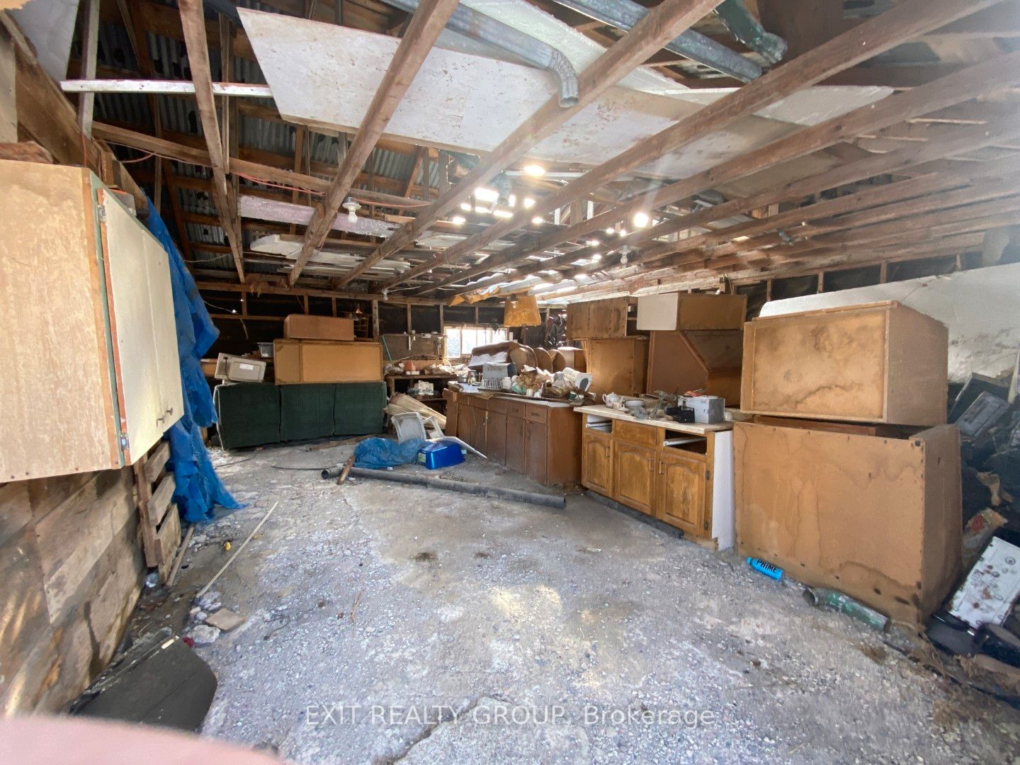 800 Chuckery Hill Road Property Photo 6