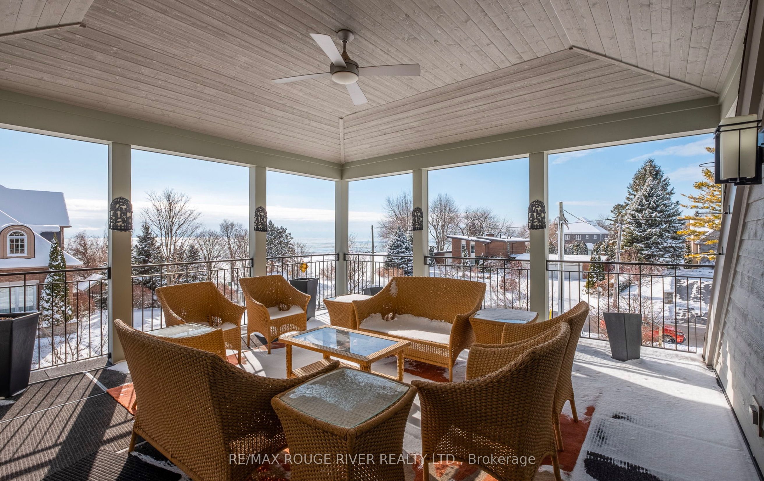 98 Ontario St Street Property Photo 4