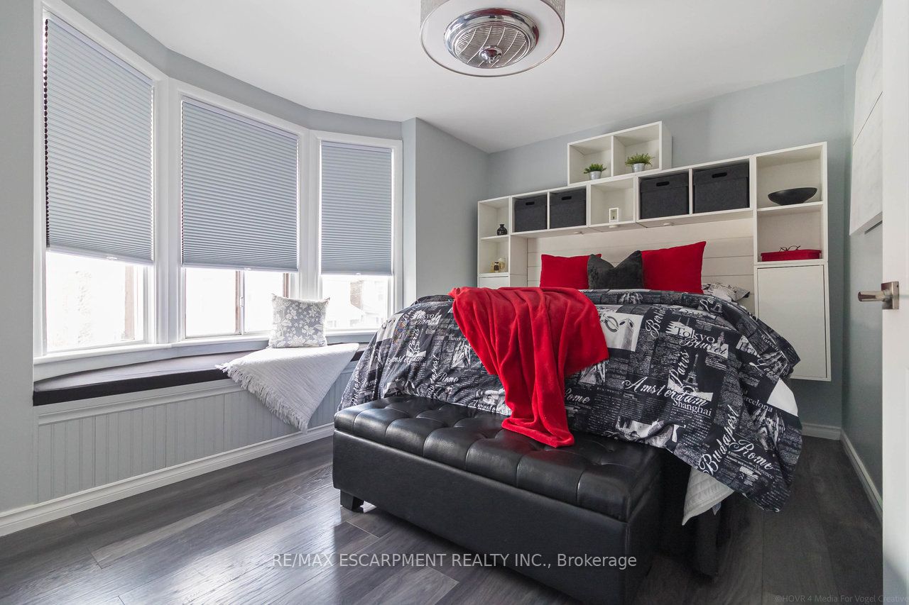 24 Fife Street Property Photo 17